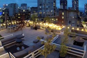 Renta temporal - One-of-a-Kind Luxury 3 Bed Penthouse w/ huge Private Patio, Hot tub & Firetable!