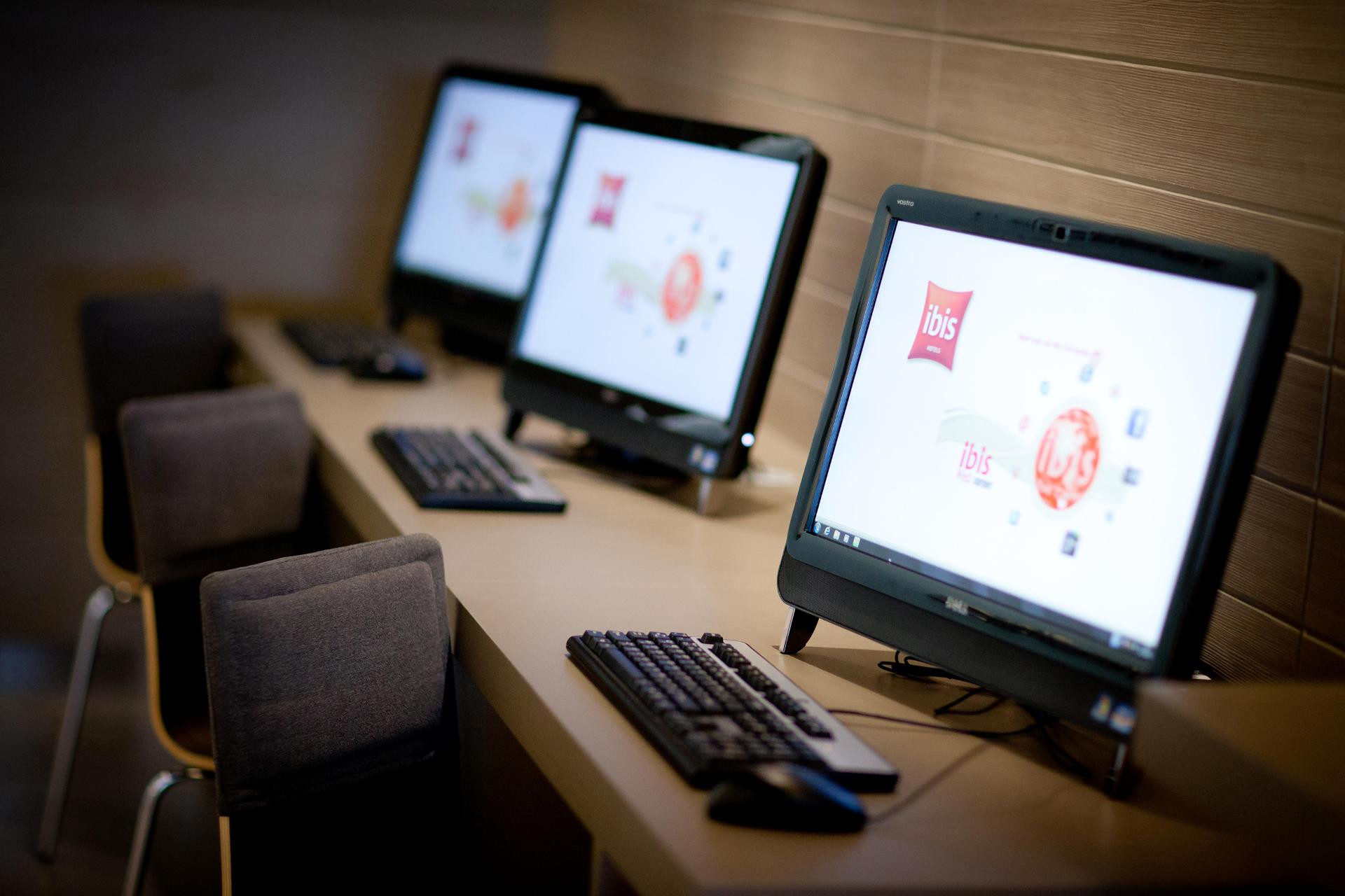 Vista Lobby ibis Bangkok Siam