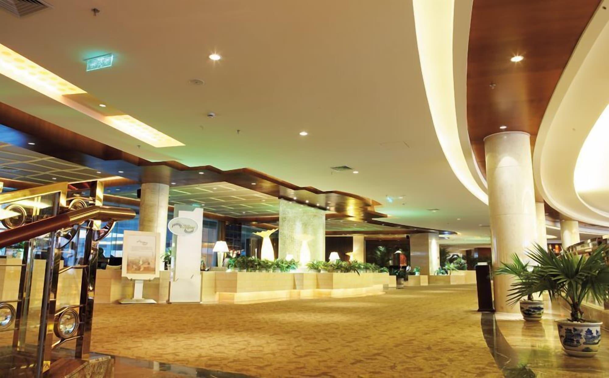 Vista Lobby New Century Grand Hotel Xuzhou