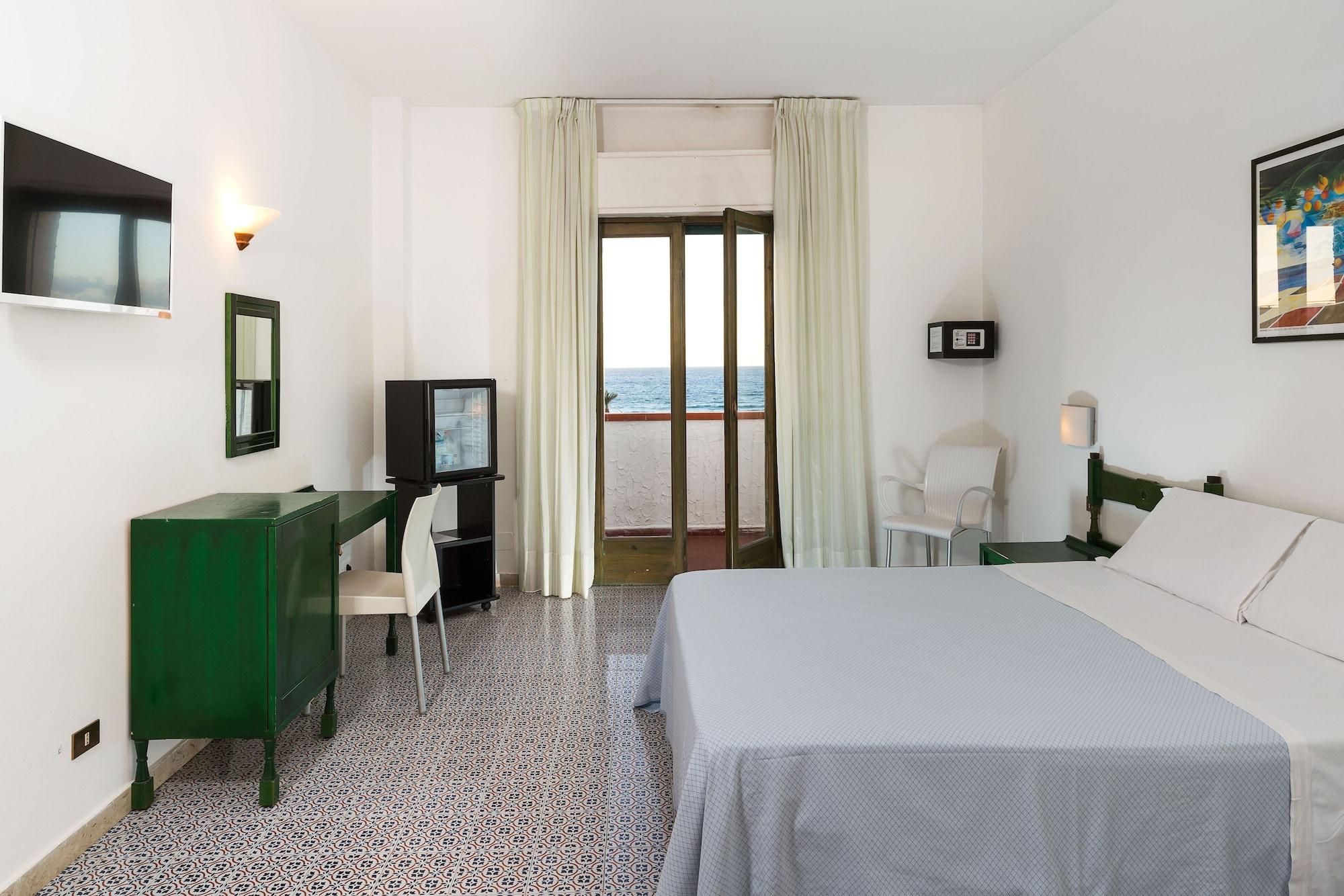 Habitación Saracen Sands Hotel & Congress Centre