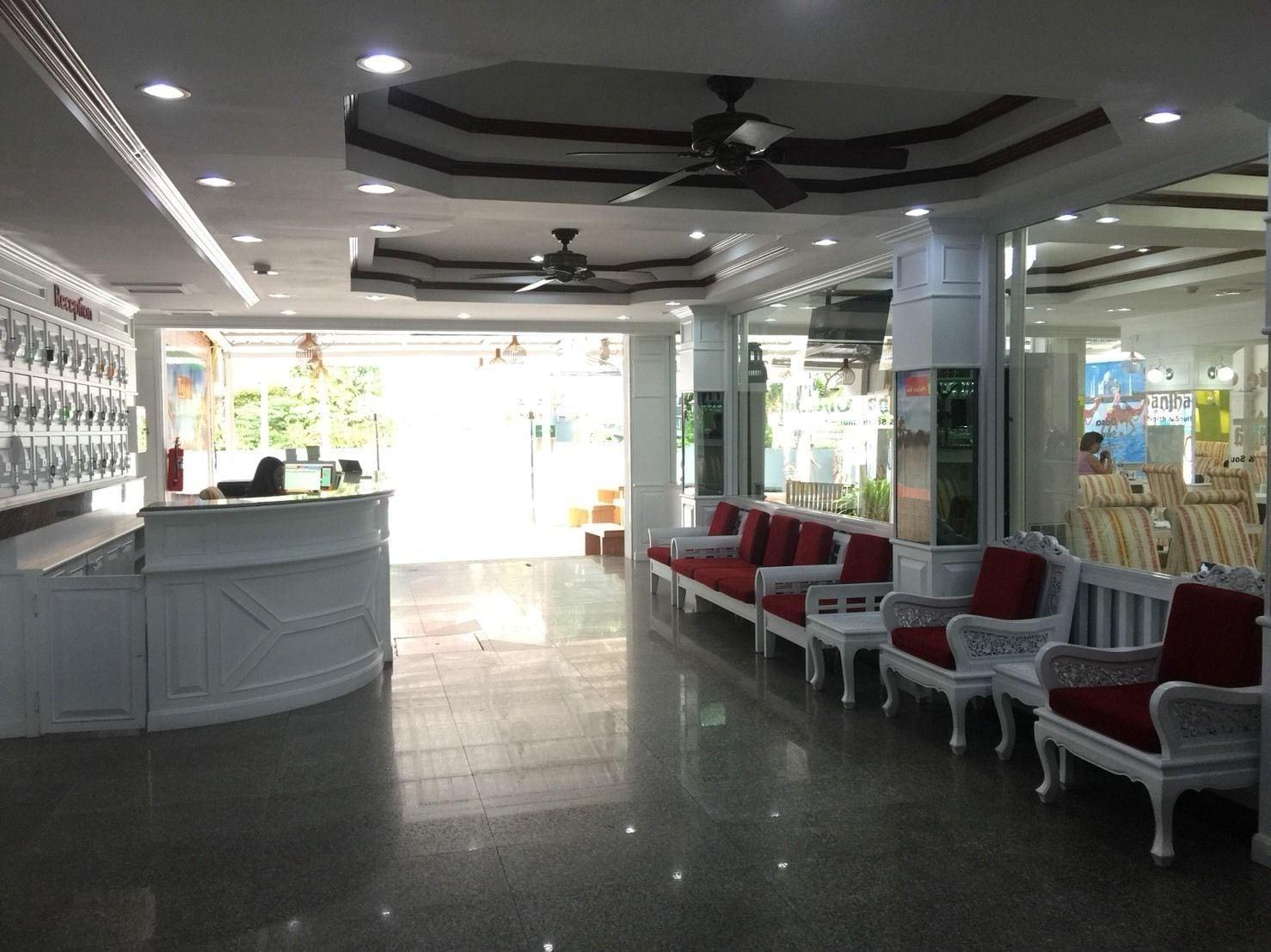 Vista Lobby Taj Phuket Inn