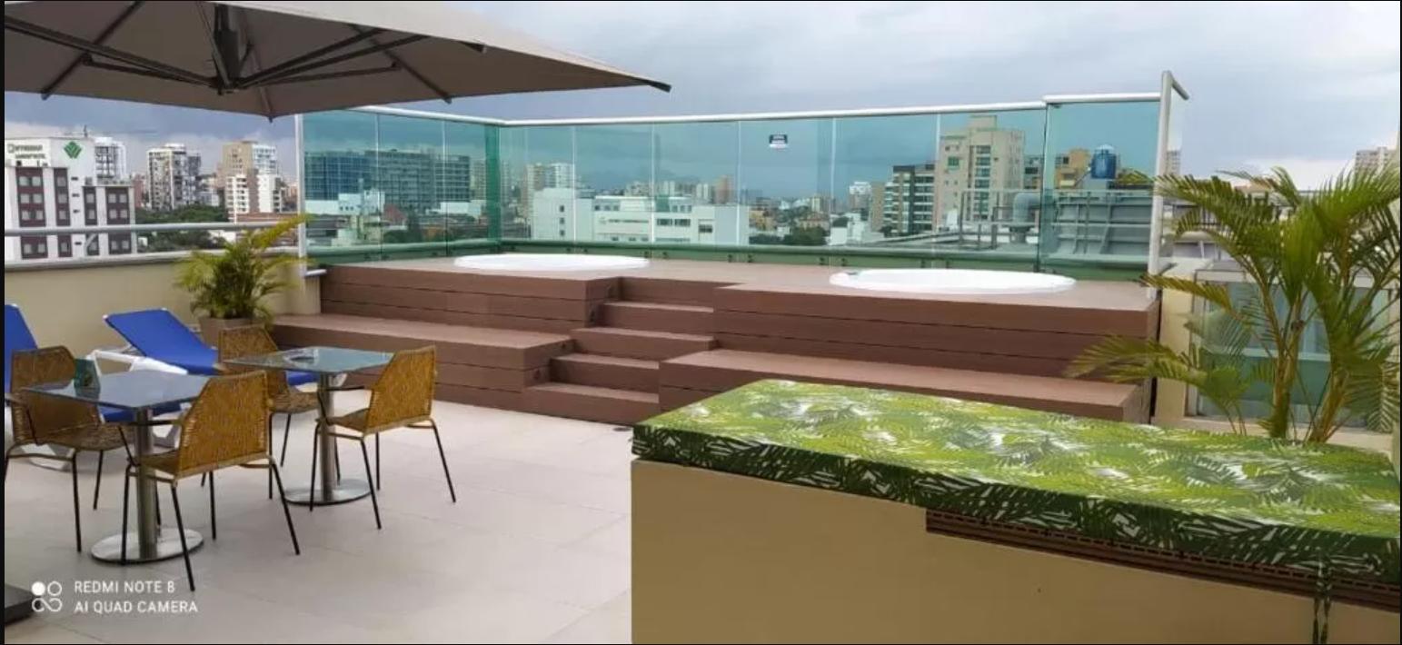 Vista Piscina Hampton By Hilton Barranquilla