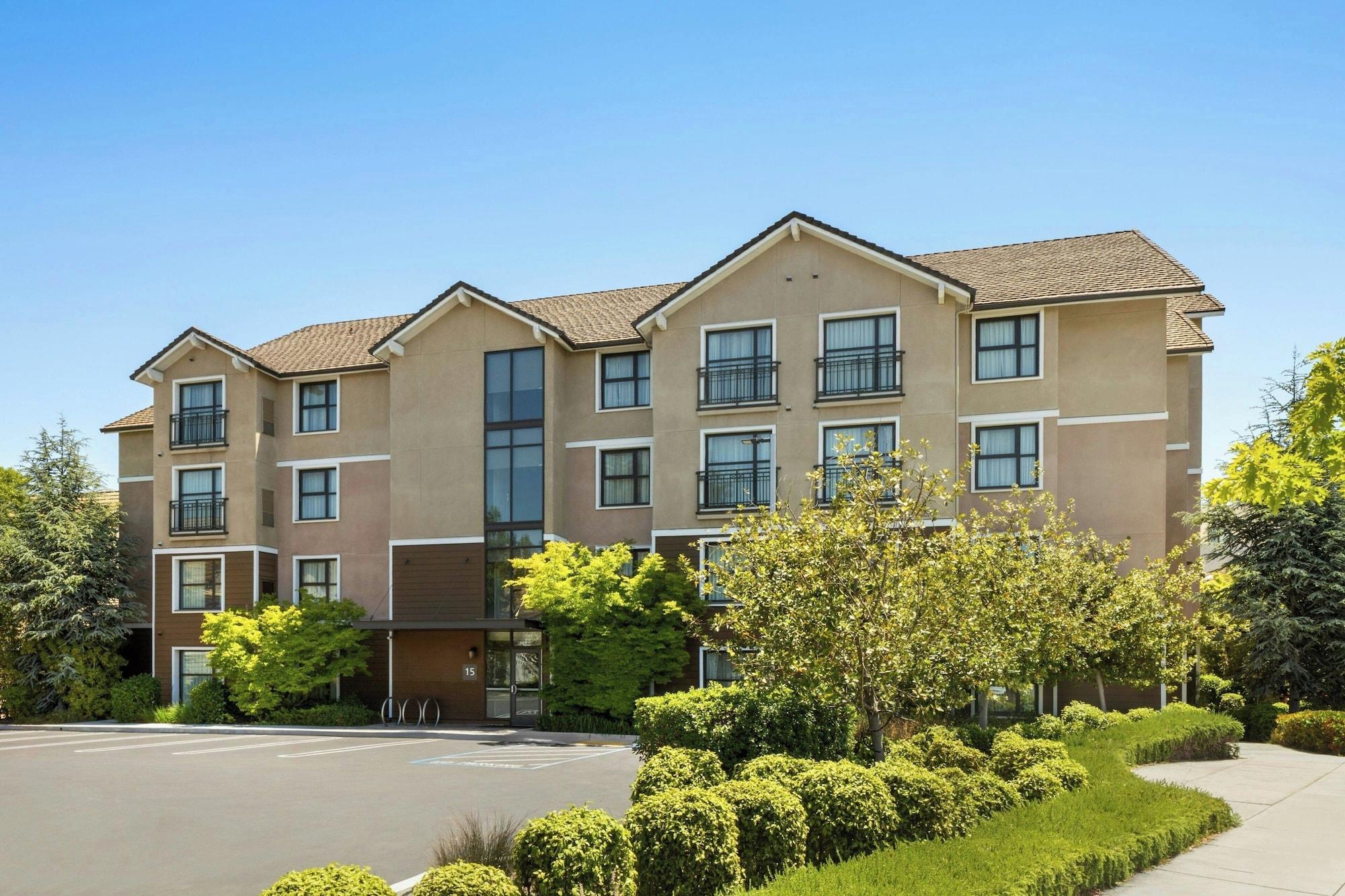 Vista Exterior Residence Inn by Marriott Palo Alto Mountain View