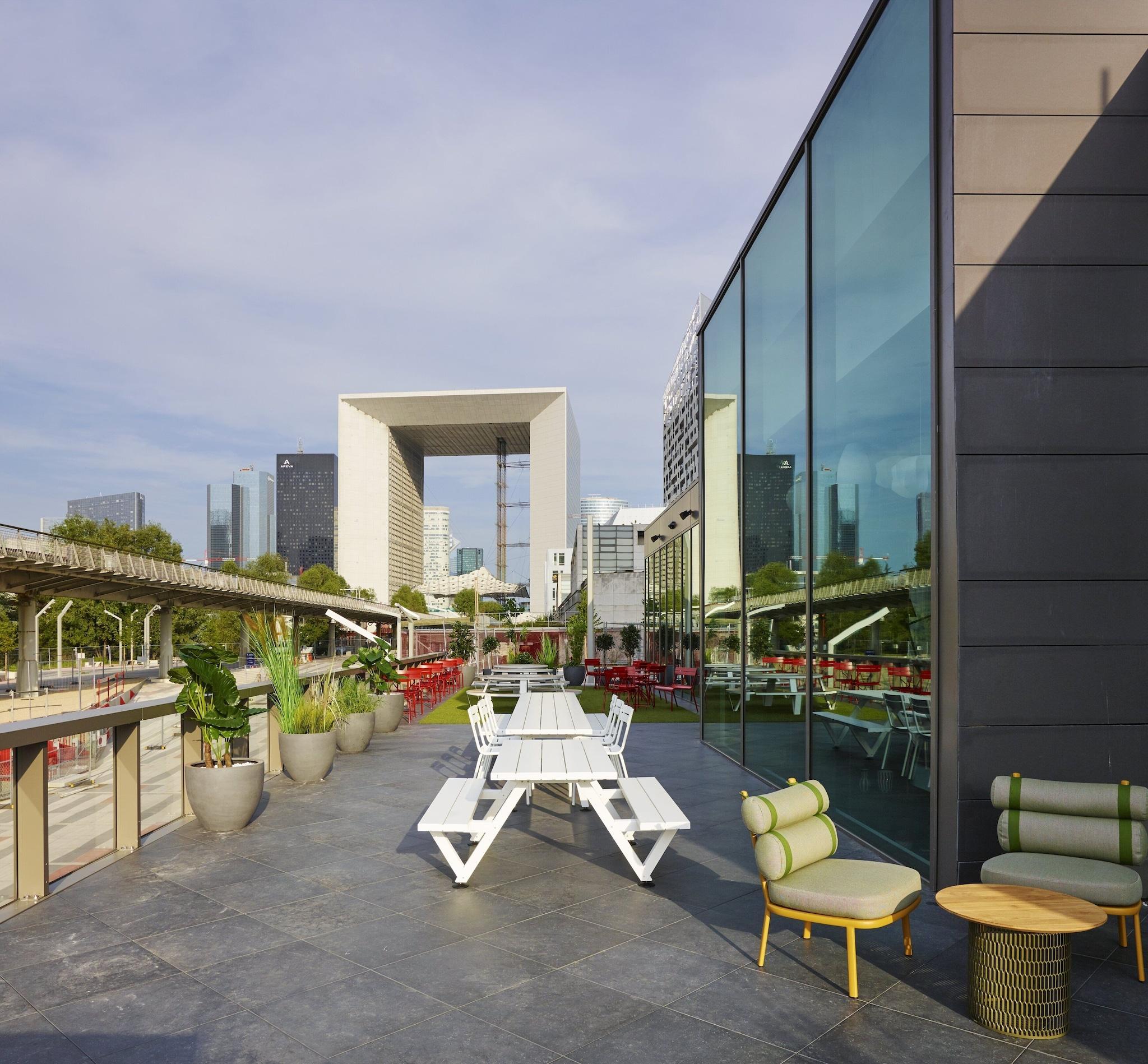 Varios citizenM Paris la Défense