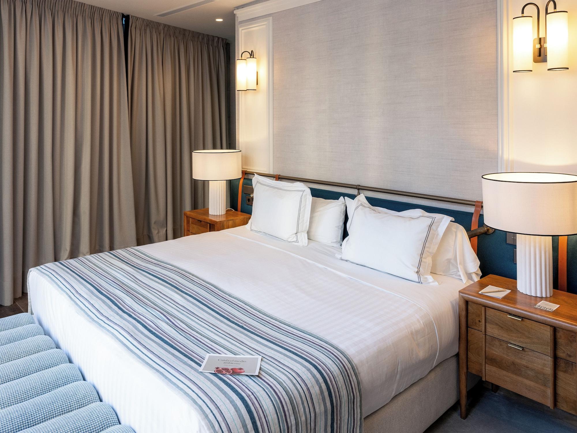 Habitación Hospes Palacio de los Patos, a Member of Design Hotels