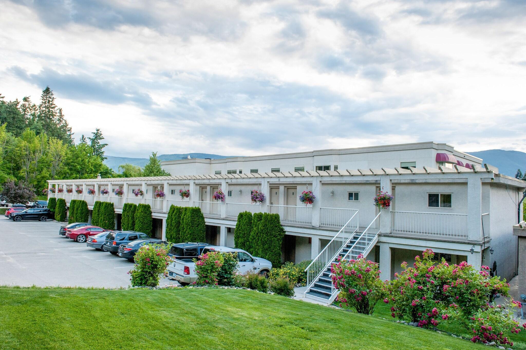 Vista Exterior Hilltop Inn