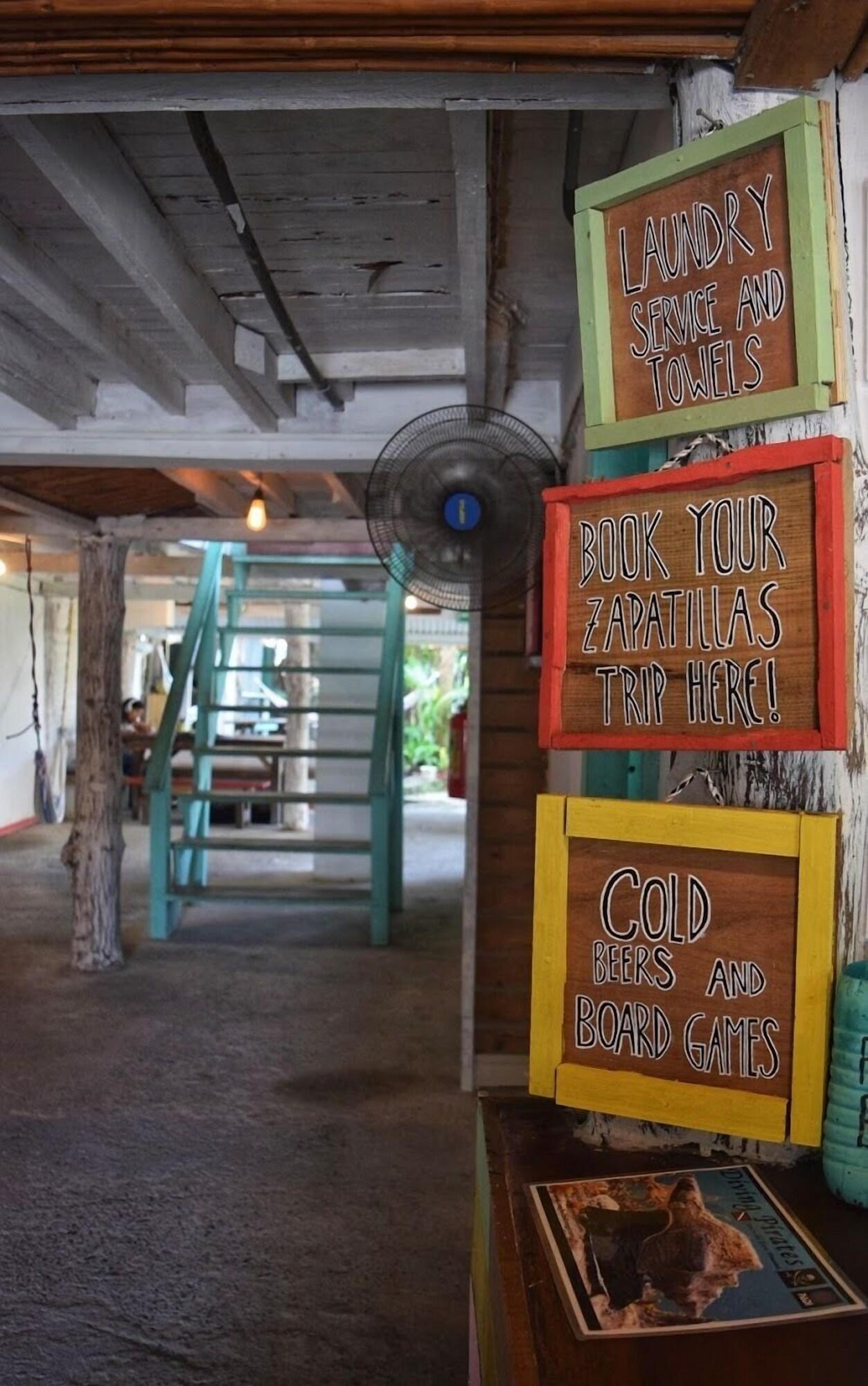 Vista Lobby Twin Fin Hostels