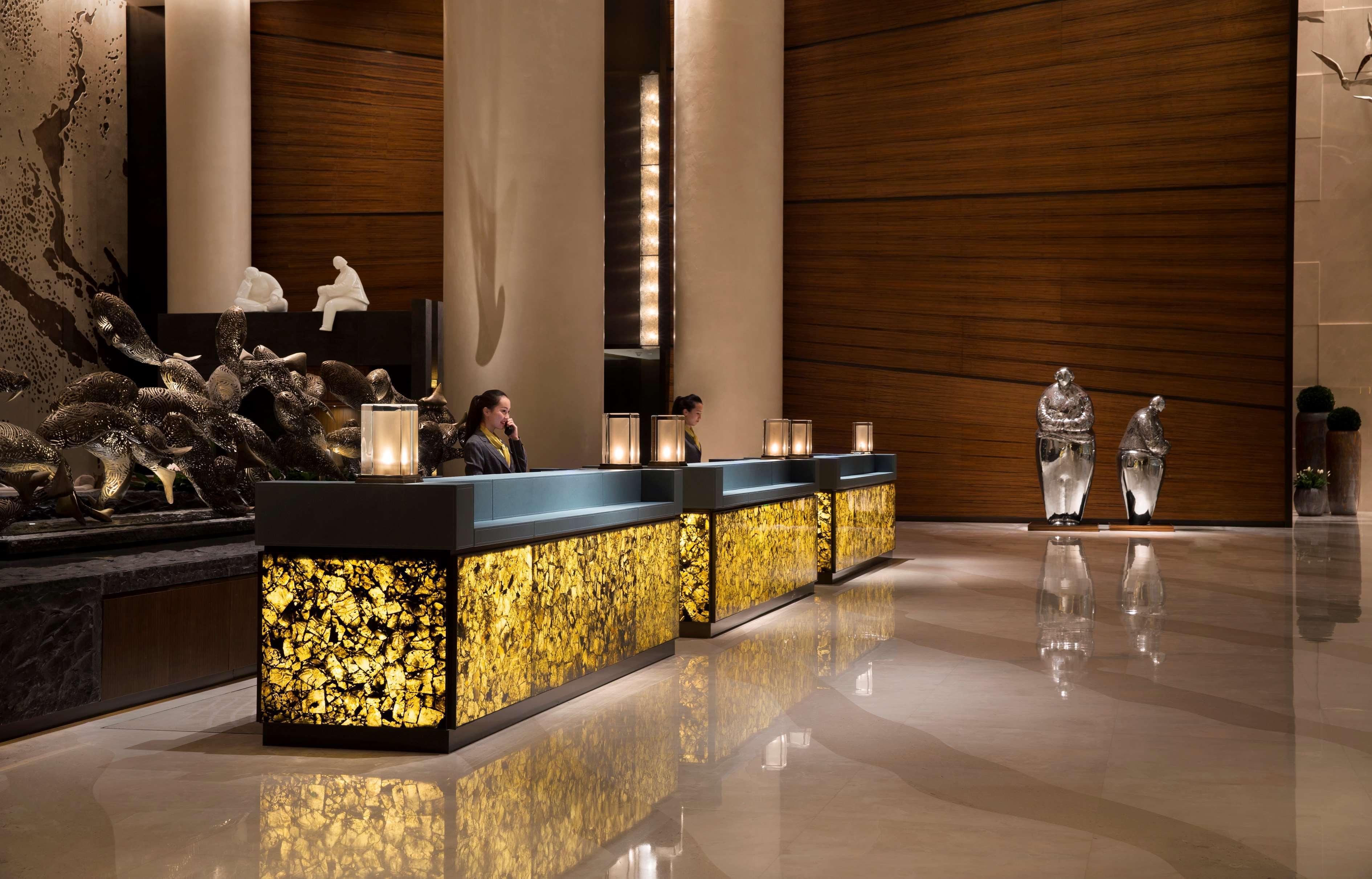 Vista Lobby Grand Hyatt Dalian