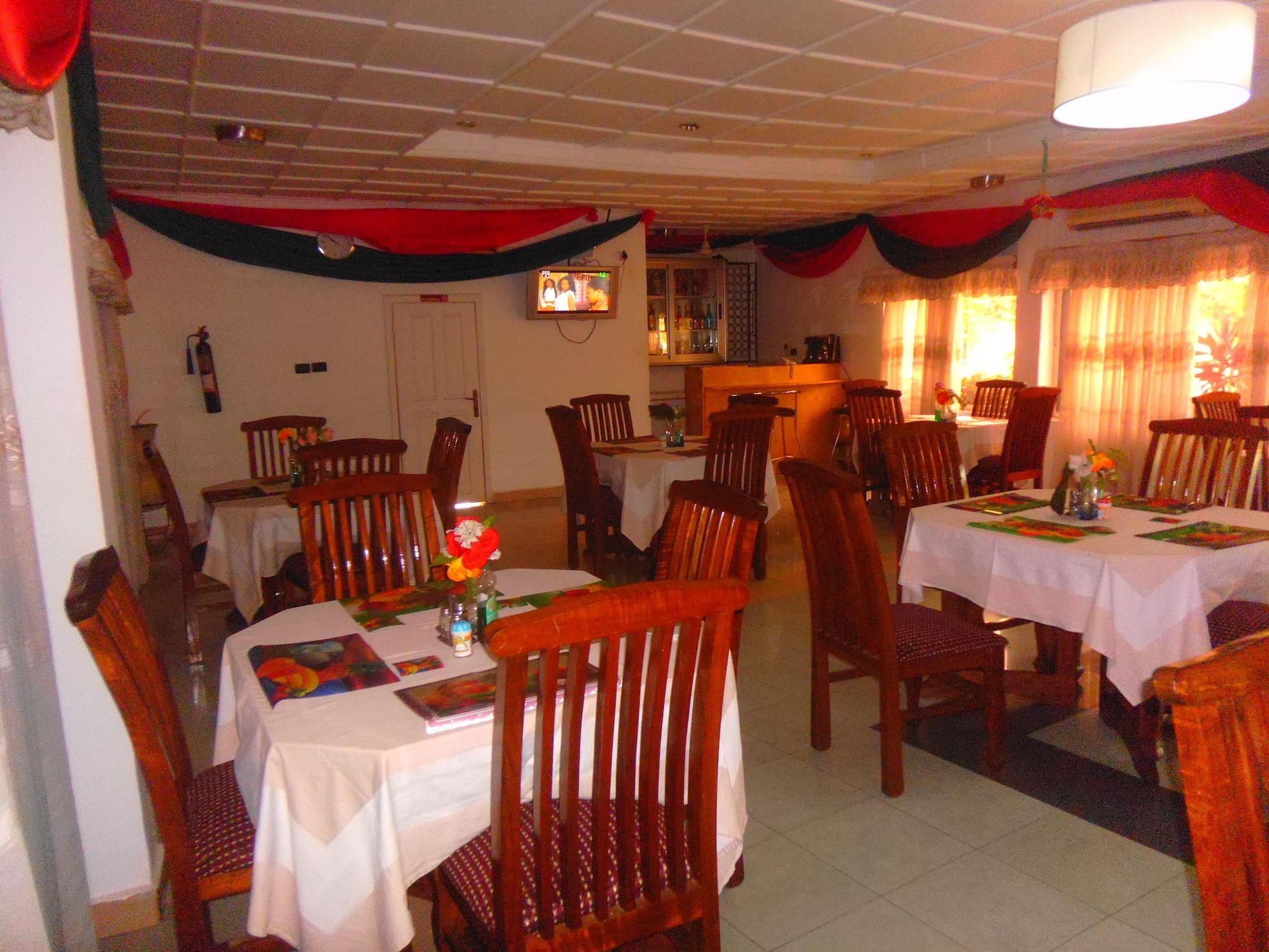 Restaurant Wadoma Royale Hotel