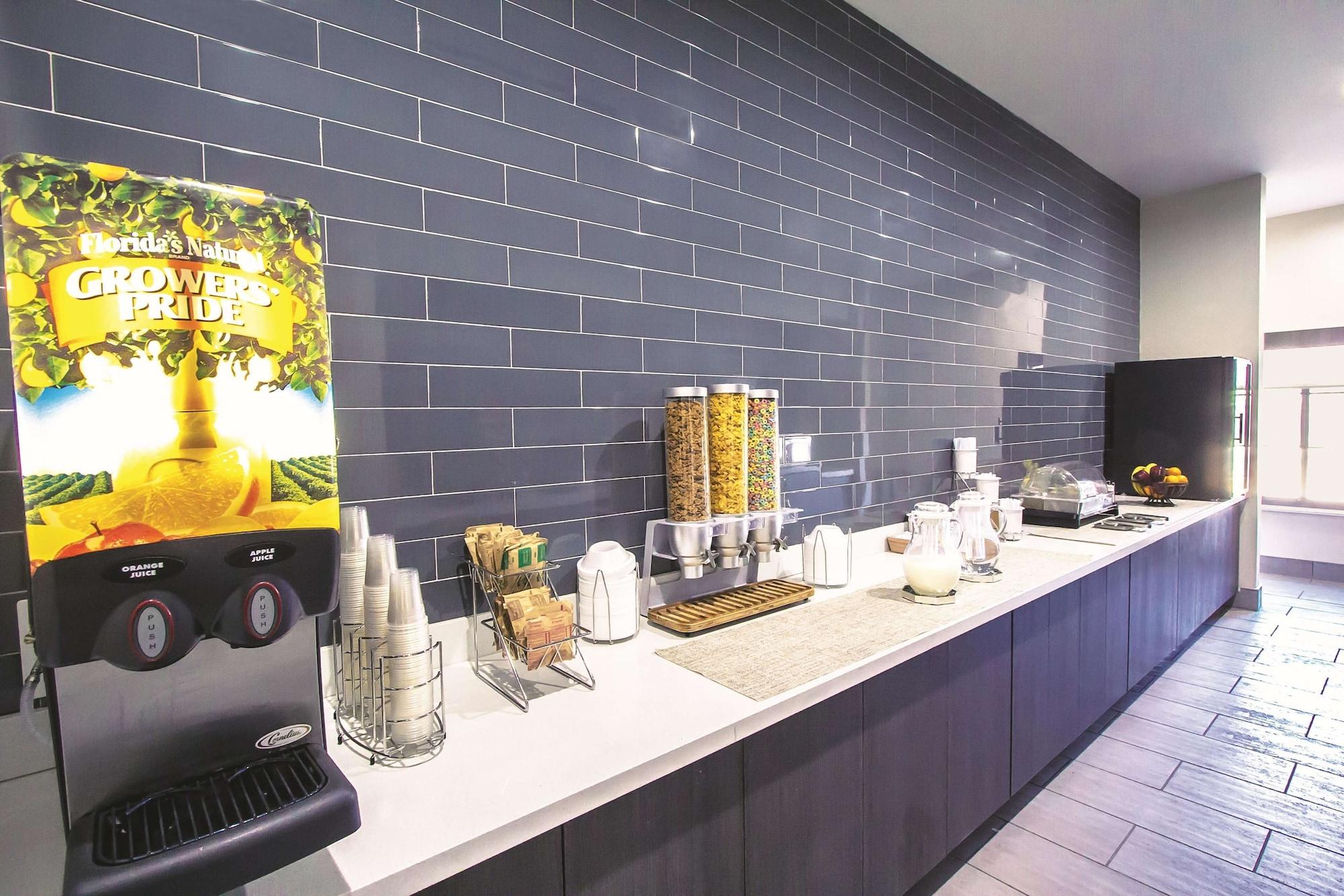 Restaurant La Quinta Inn & Suites by Wyndham Pampa
