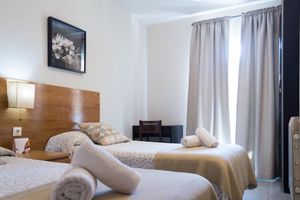 Alojamiento - Hostal Alogar