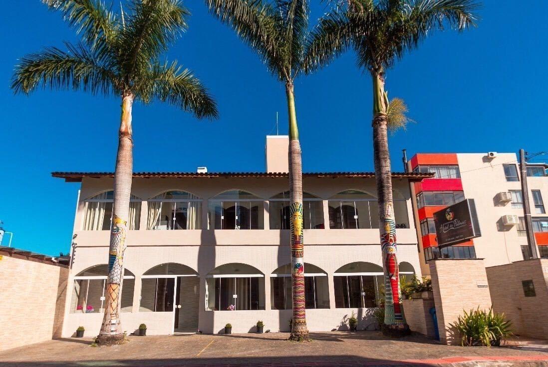 Vista Exterior Hotel das Palmas