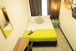 Alojamiento - Africa house-Casa Hotel Laureles-La70