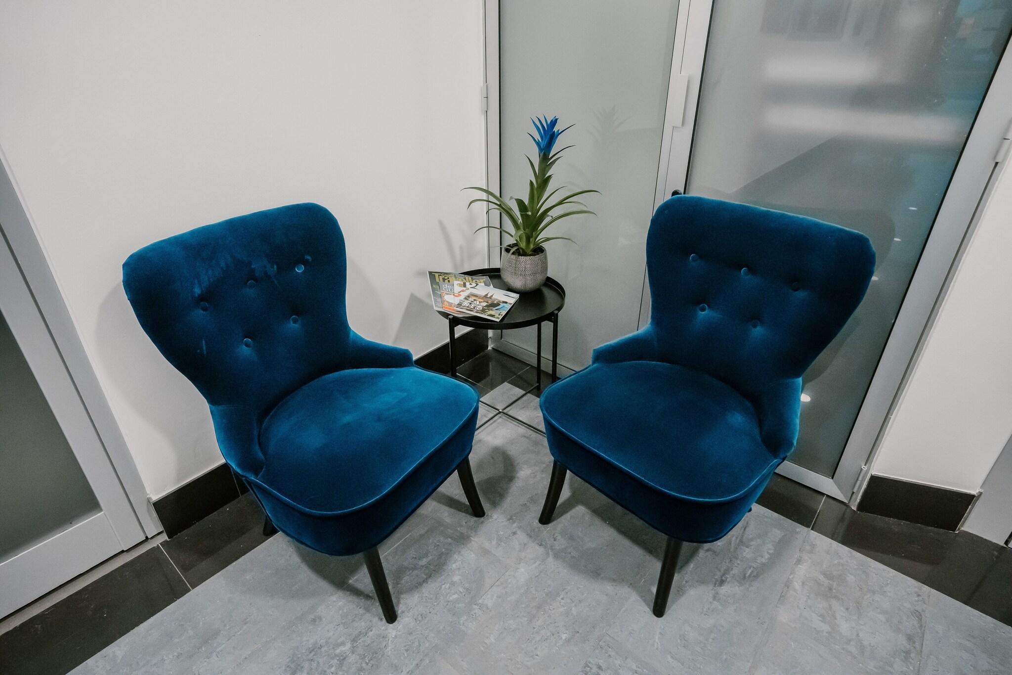 Vista Lobby Hotel Blue