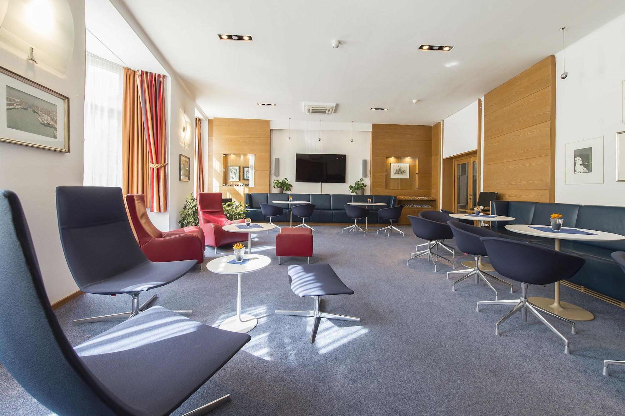 Vista Lobby Stiegl Scala Hotel