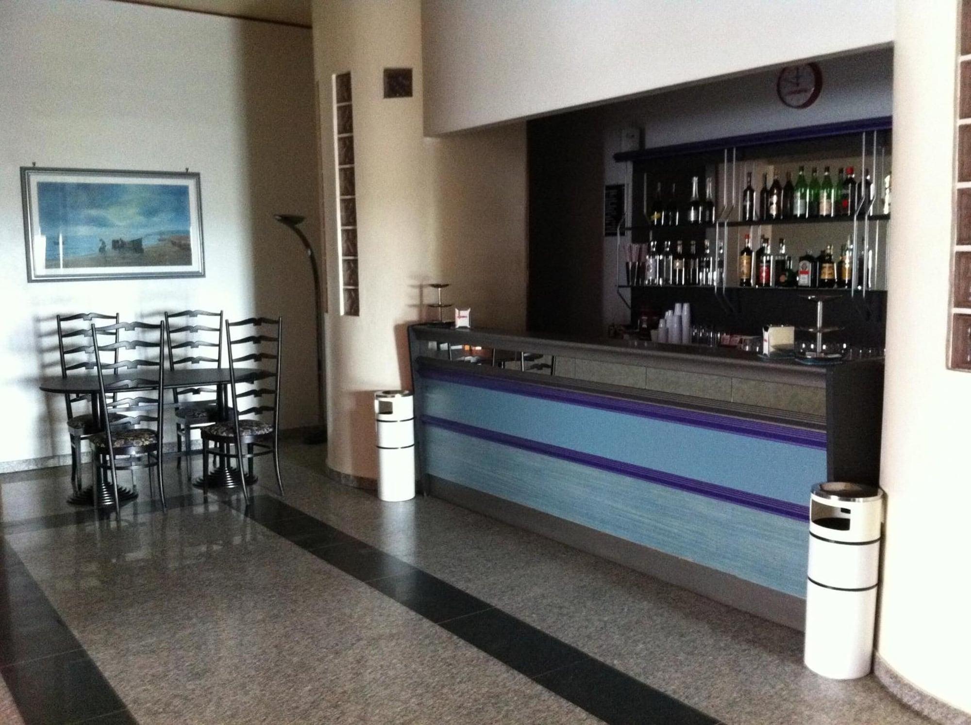 Bar/Salón Hotel Atleti