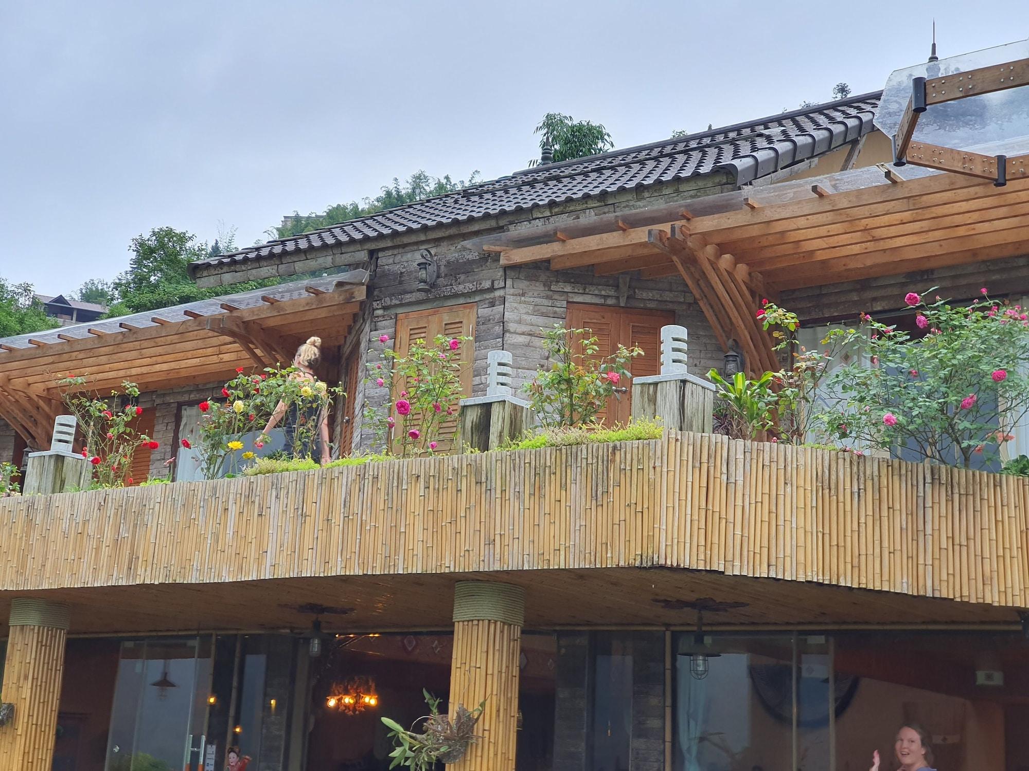 Vista Exterior Sapa Clay House - Mountain Retreat