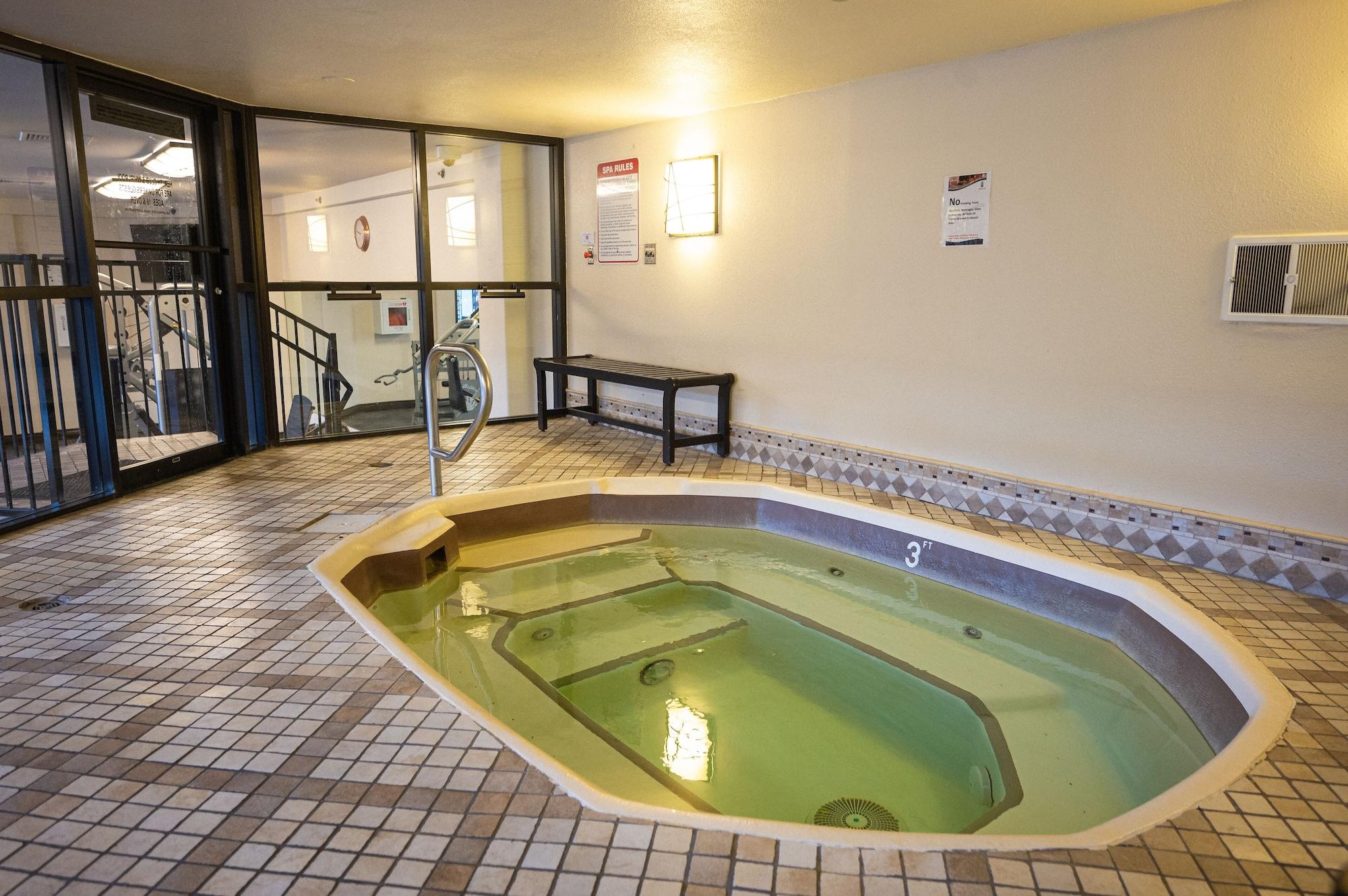 Spa Stay Together Suites 1Bd1Ba w BonusRM