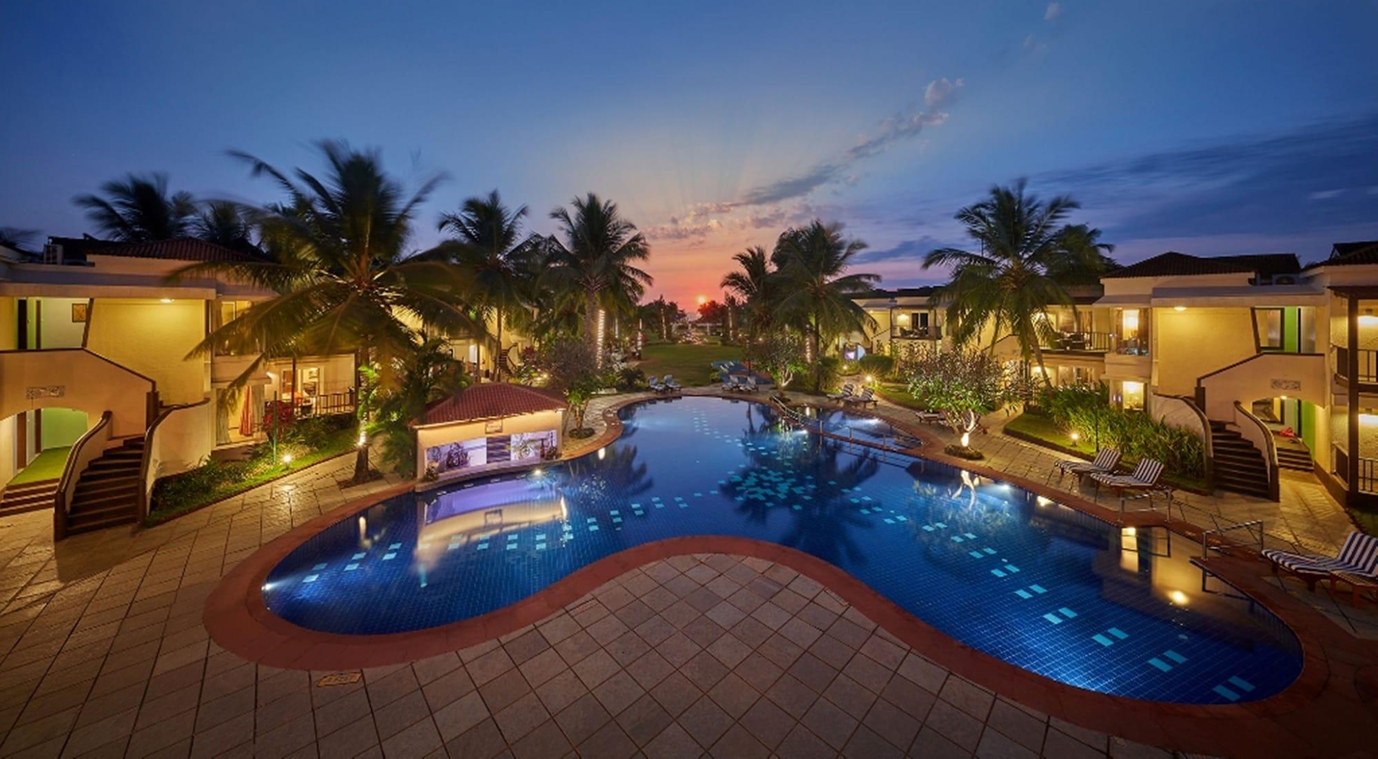 Vista Exterior Royal Orchid Beach Resort & Spa