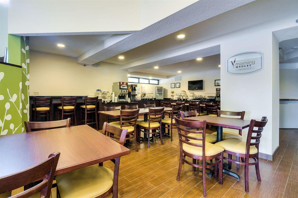 Restaurant Sleep Inn Midway Airport Bedford Park