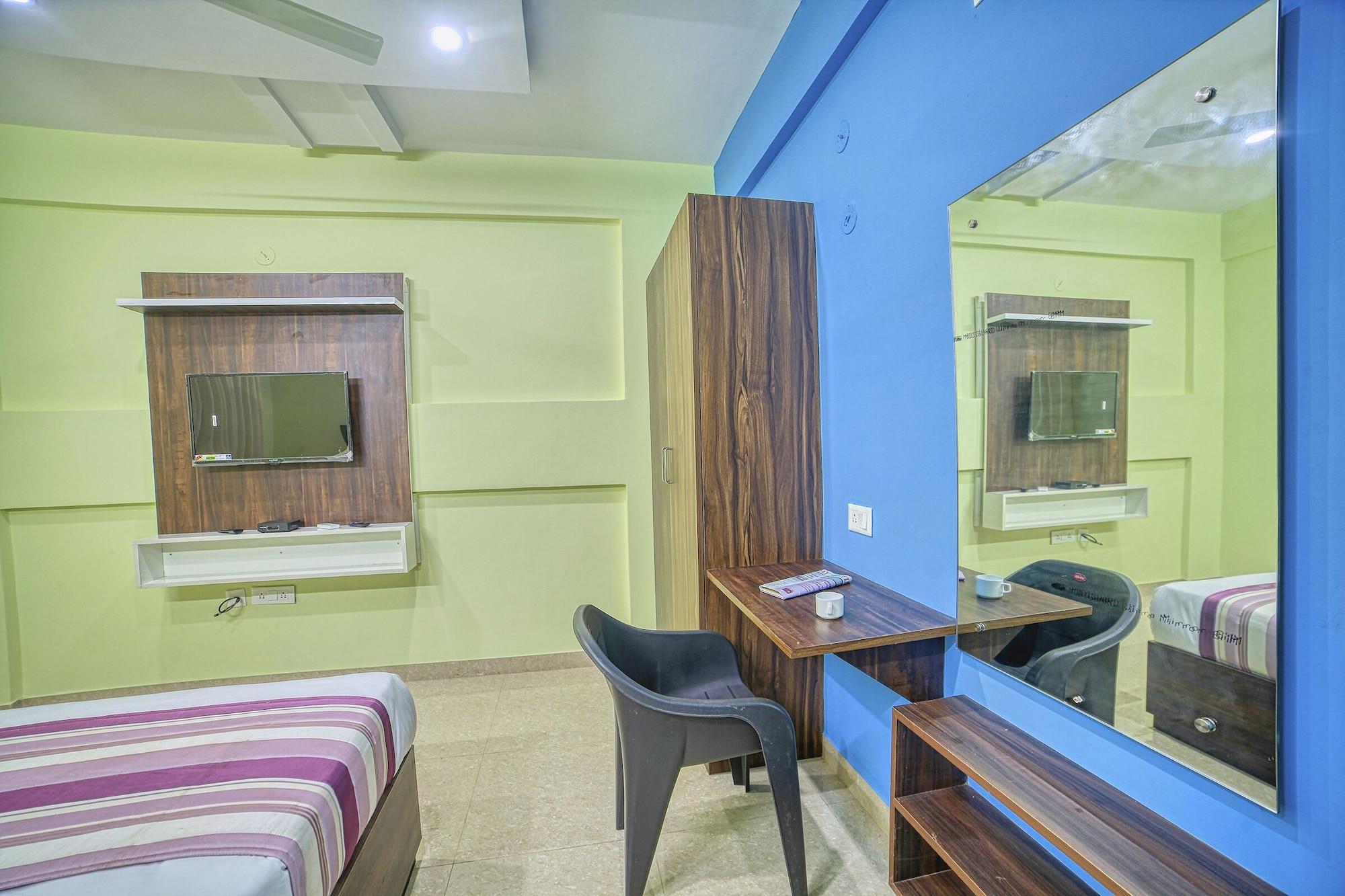 Restaurant Red Key Airport Transit Hotel Bangalore
