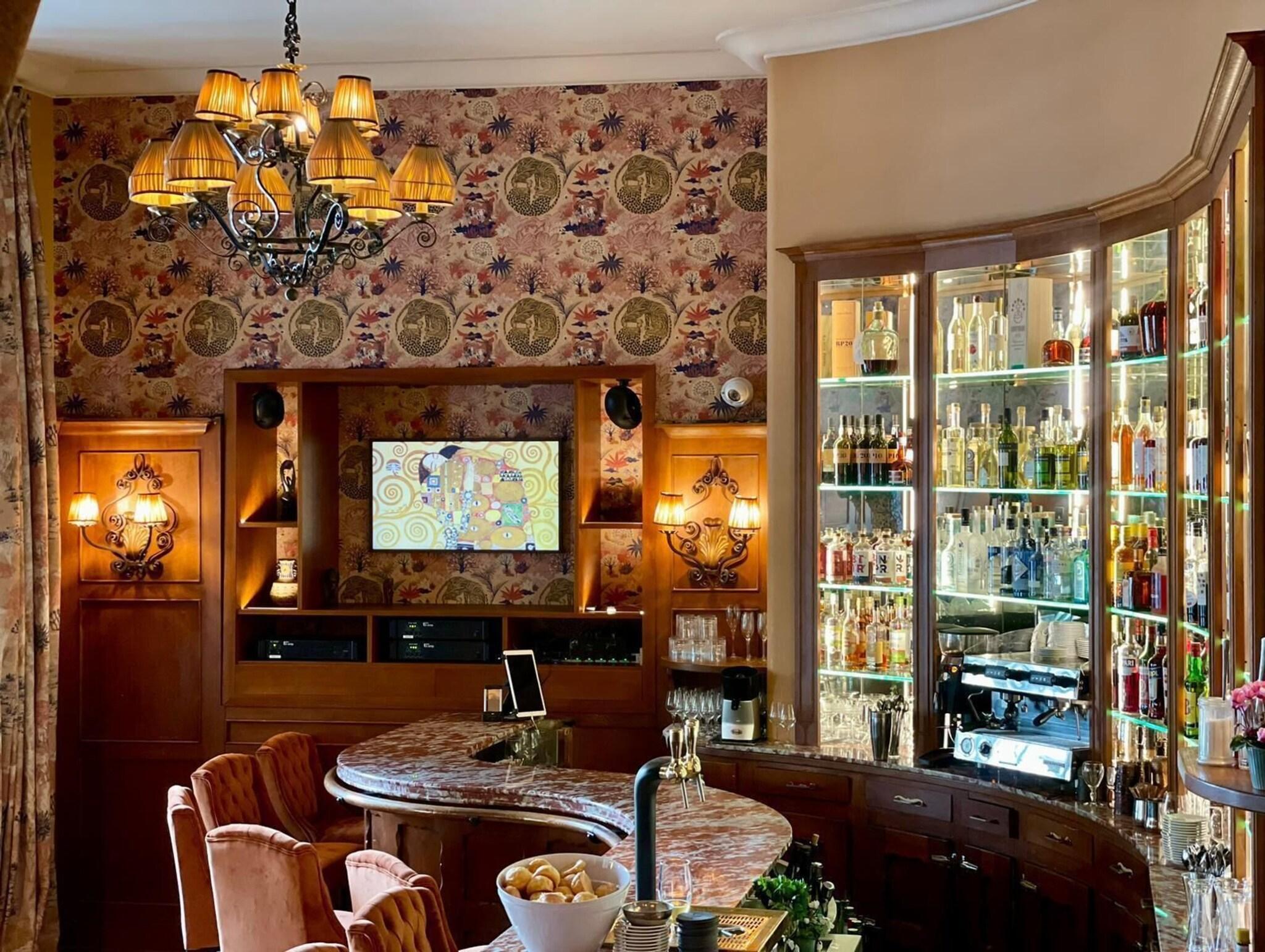 Vista Lobby Hotel & Spa Le Grand Monarque, Best Western Premier Collection