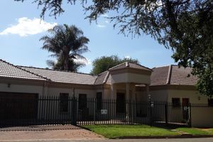 Alojamiento - Eagle Rock Executive Guest House