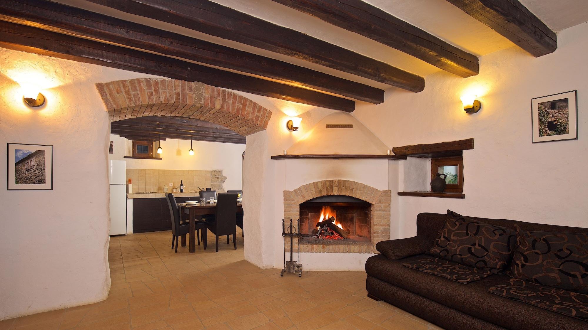 Vista Lobby Traditional Stone House