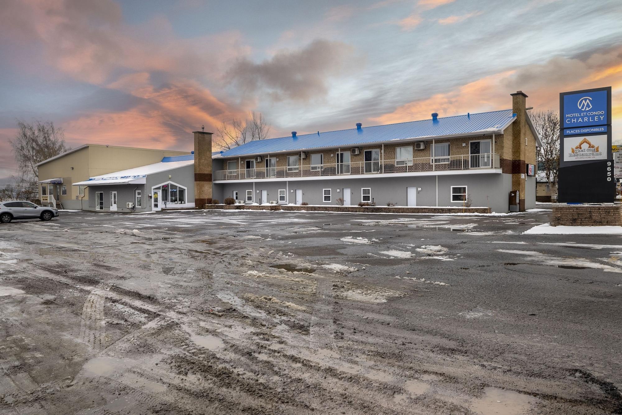 Vista Exterior Motel et Condo Chez Charley