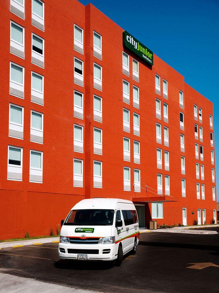 Varios City Express Junior by Marriott Tijuana Otay