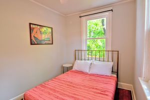 Alquiler Vacacional - Charming 2-bedroom house in fantastic Takoma Park with WiFi, AC