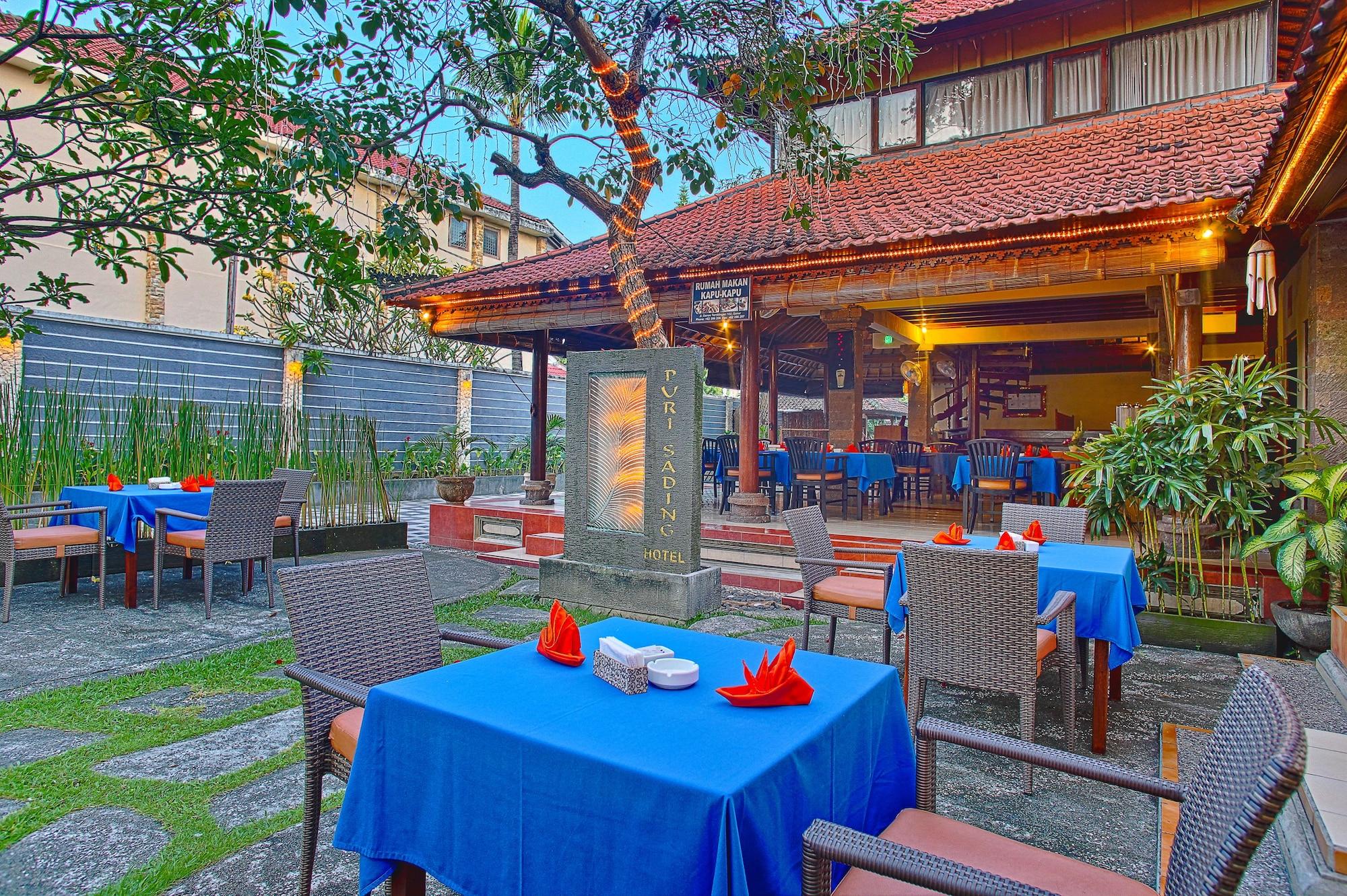 Bar/Salón Puri Sading Hotel