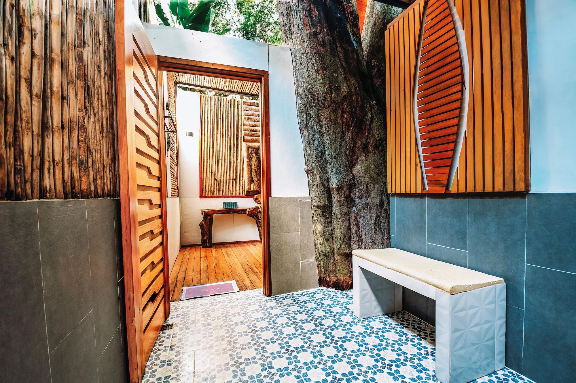 Equipamiento de Habitación Buru Nature Hotel