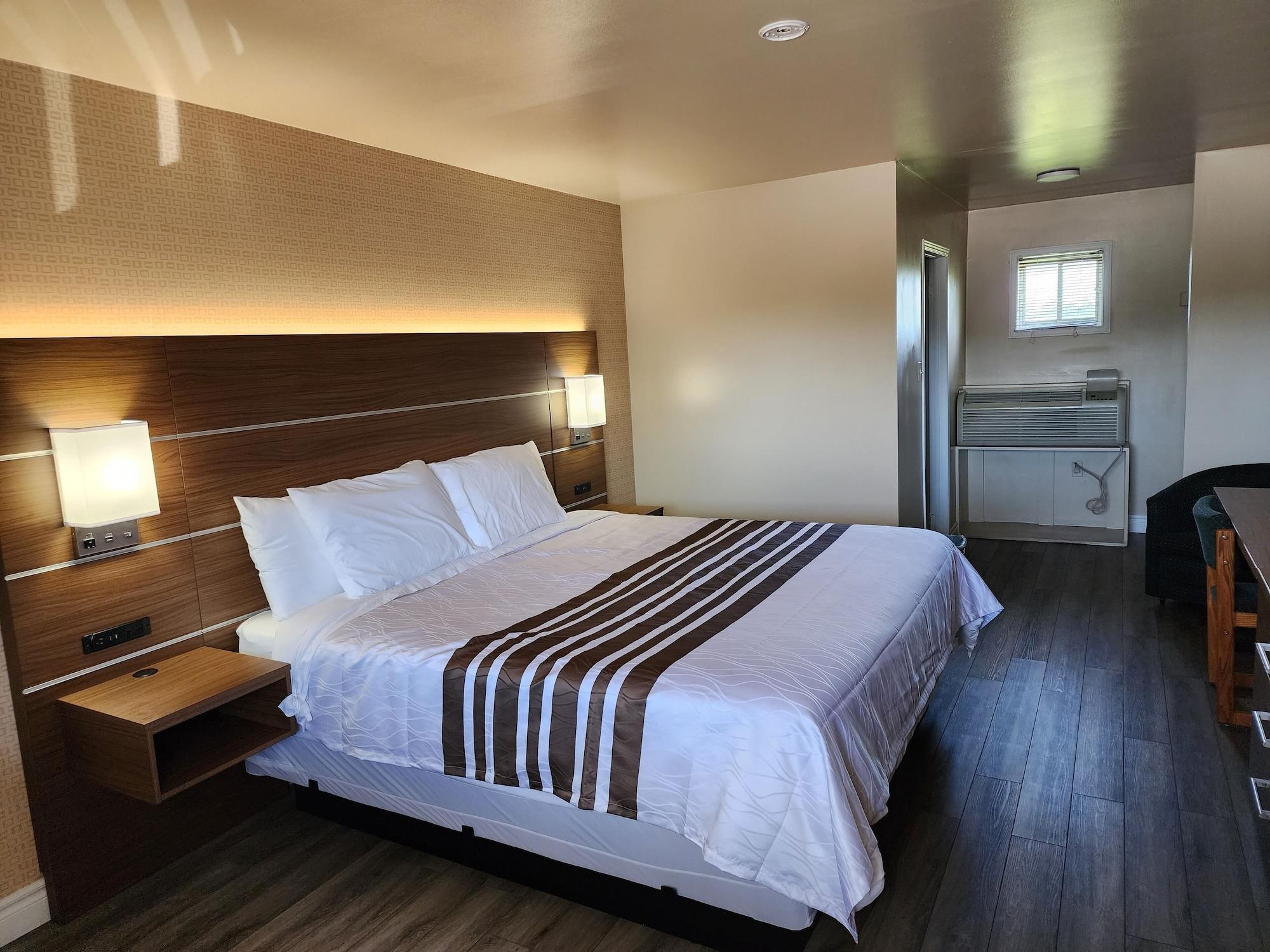 Varios Knights Inn Lindsay