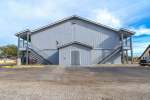 Alojamiento - Regency Inn By Oyo Three Rivers