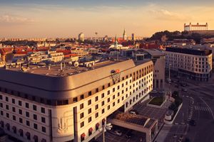 Alojamiento - Crowne Plaza Bratislava by IHG