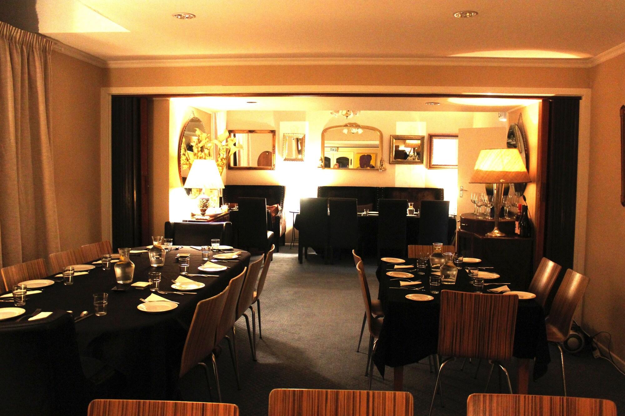 Sala de Reuniones Lumsden Hotel