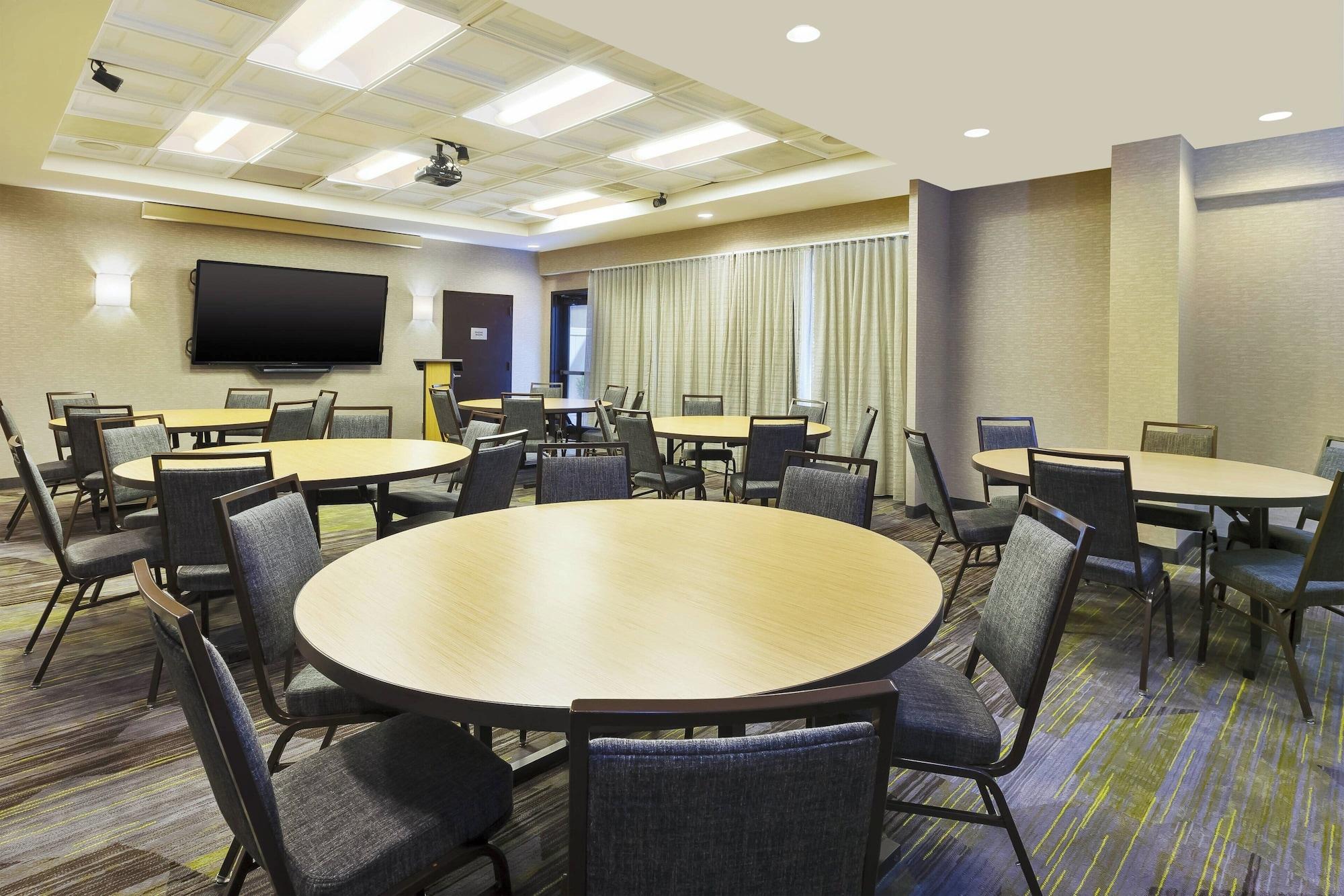 Sala de Reuniones Courtyard by Marriott Secaucus Meadowlands