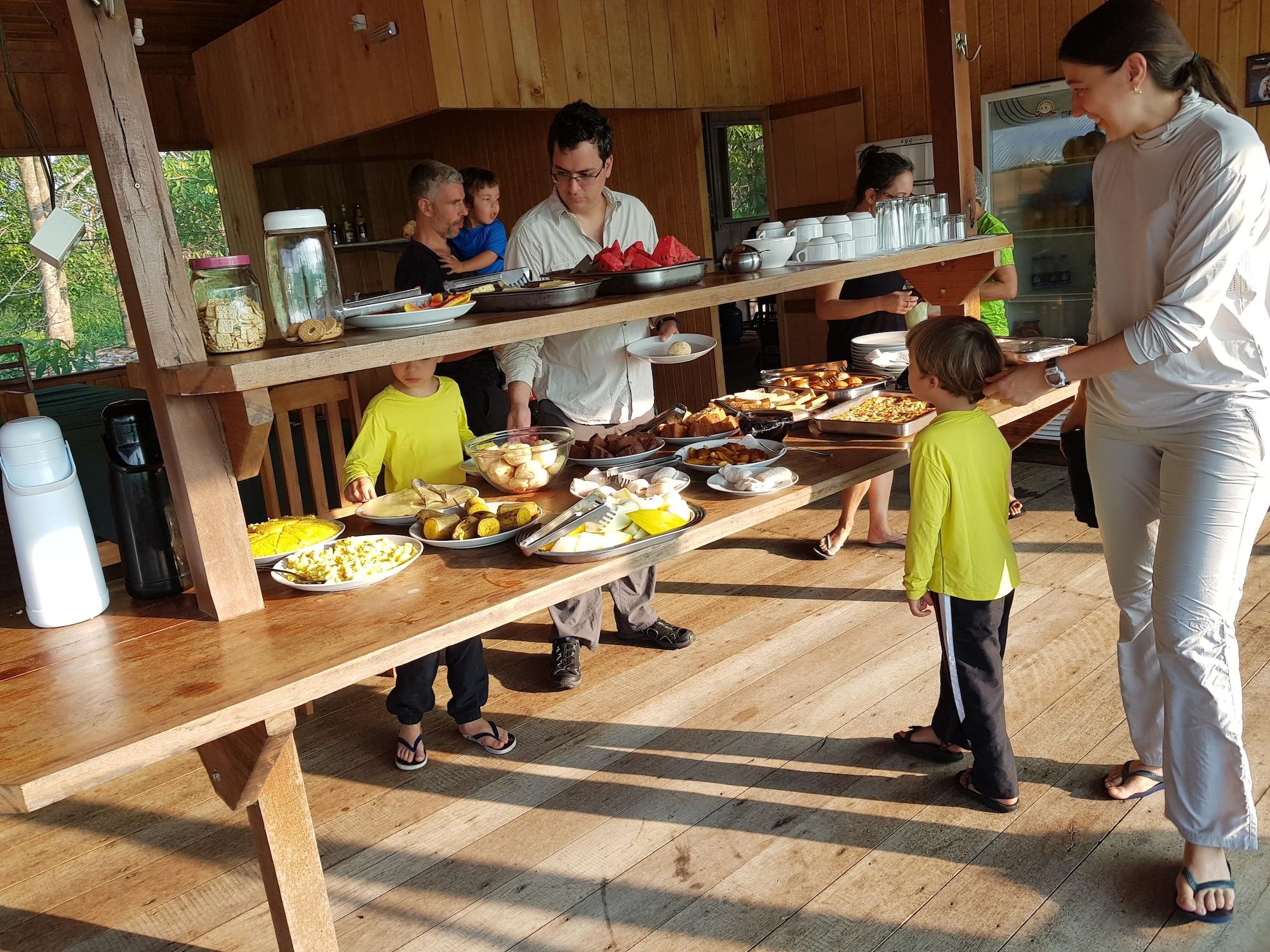 Restaurant Amazon Arowana Lodge