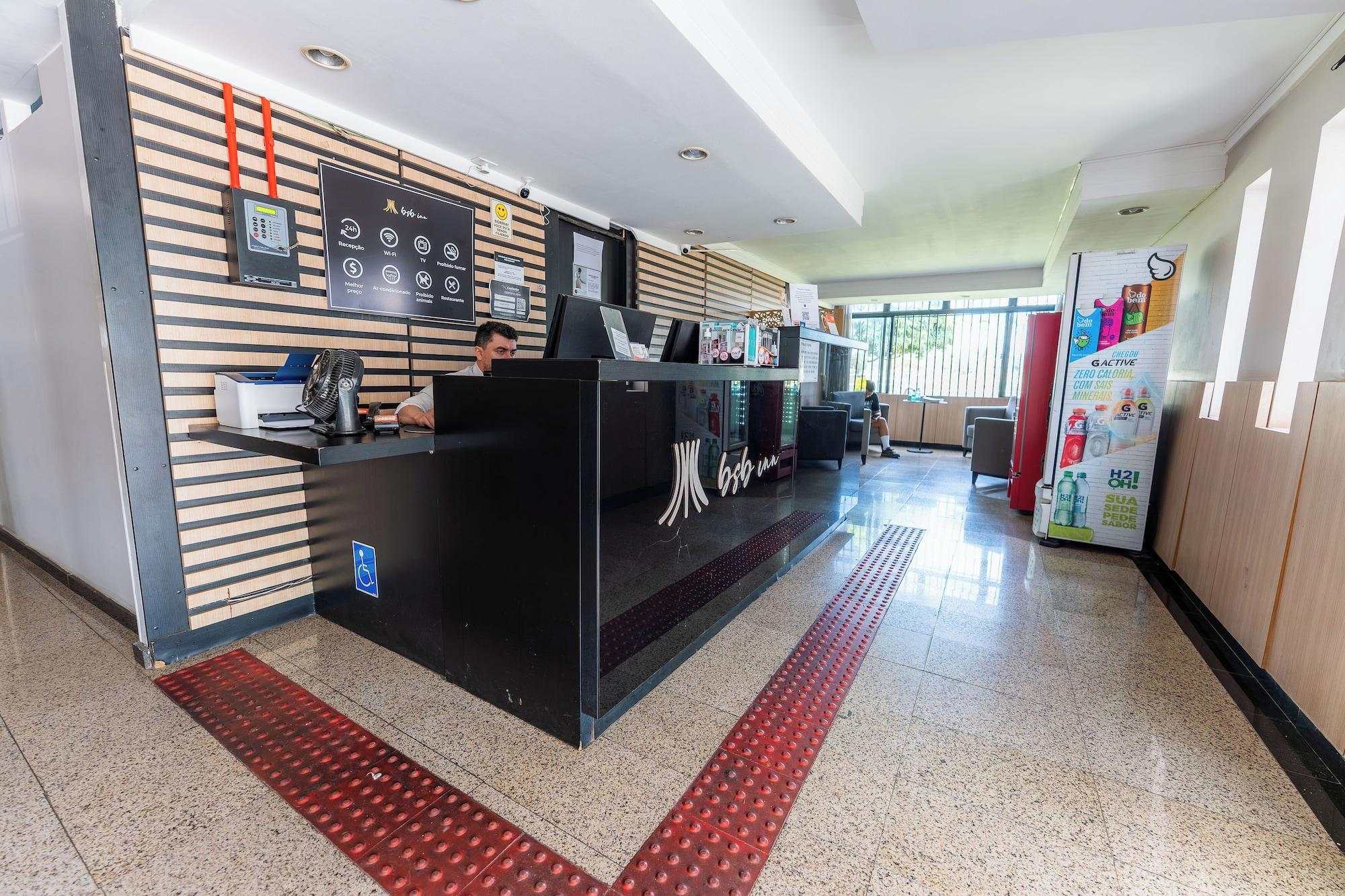 Vista do lobby Hotel Diplomat by Bsb Inn