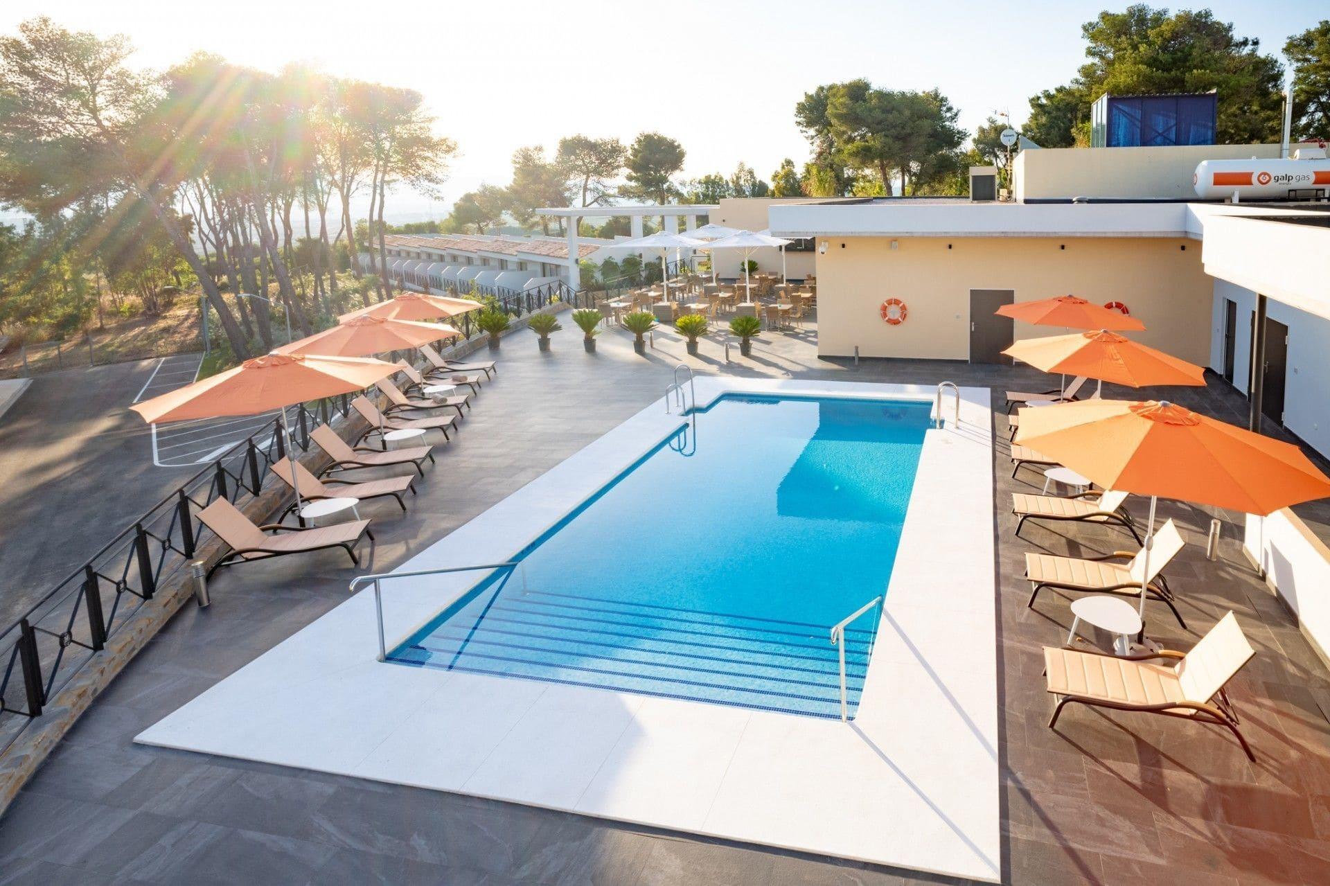 Vista Piscina Hotel Admiral Casino & Lodge