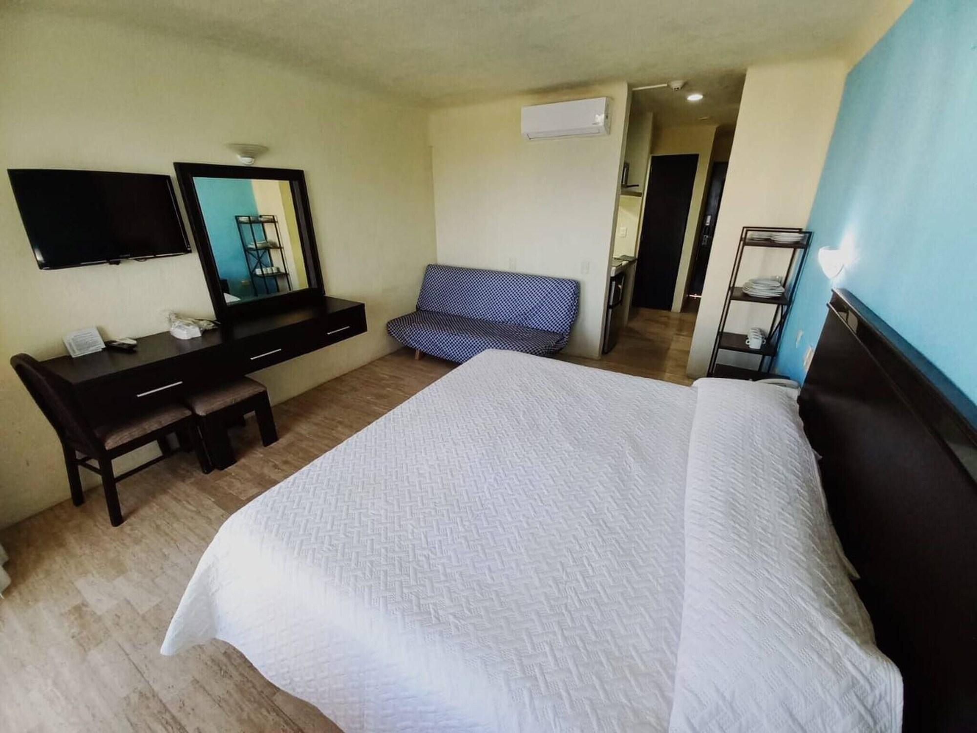 Habitación Room in Guest Room - Studio 502 Inside Cancun Resort