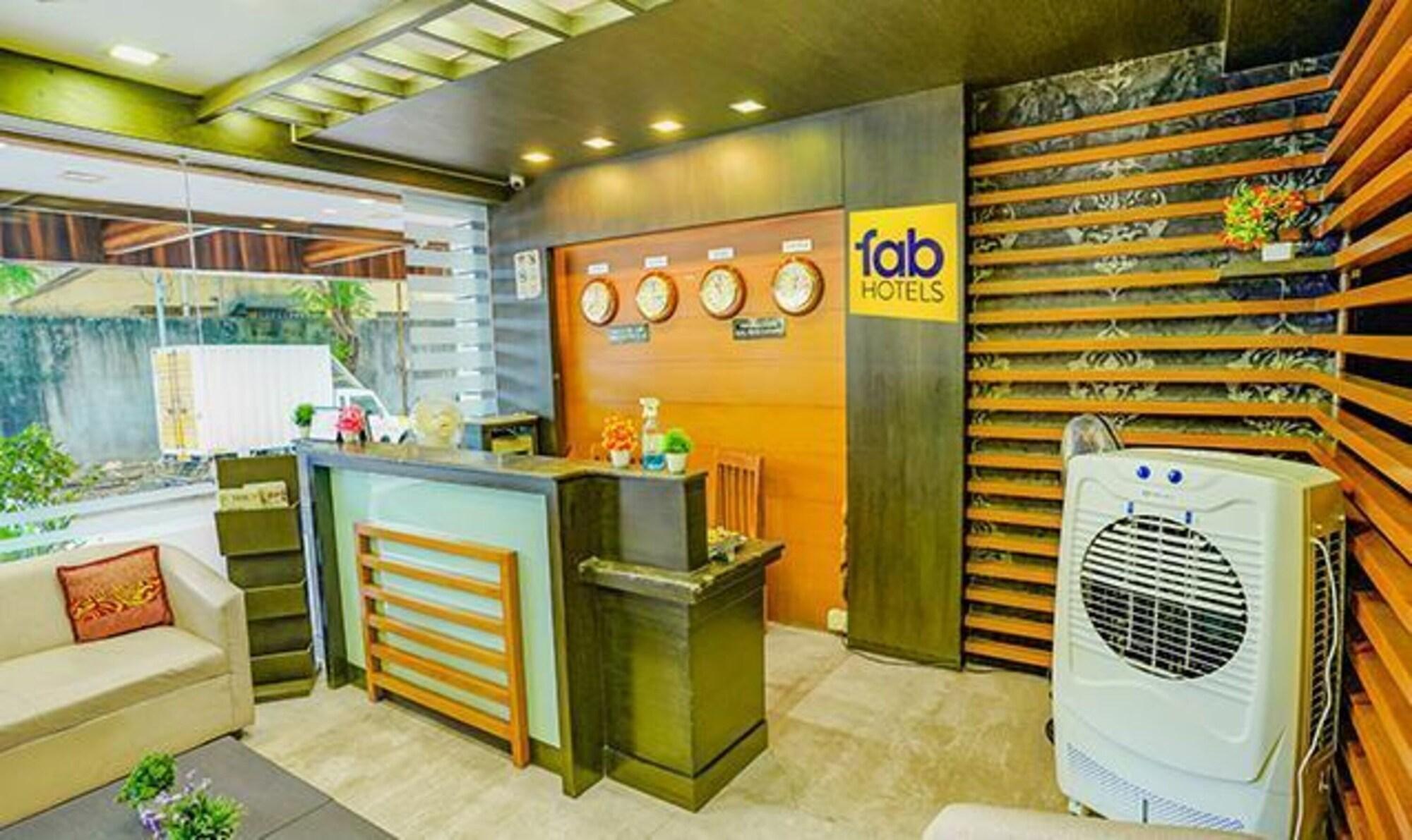 Vista Lobby Fabhotel The Green City