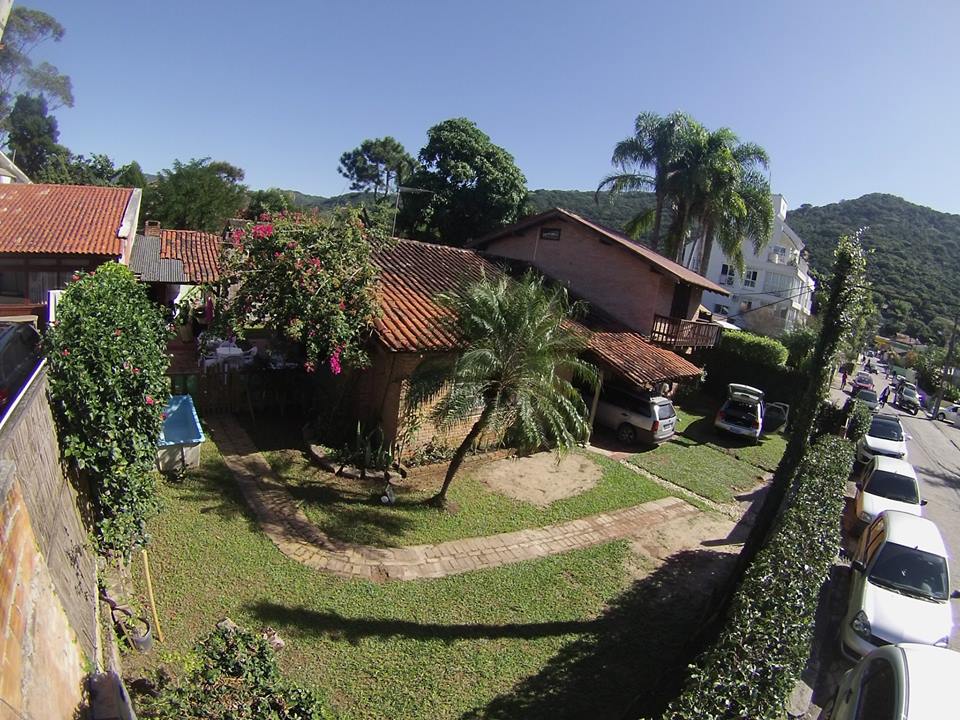 Vista Exterior Casa de Hóspedes La Familia