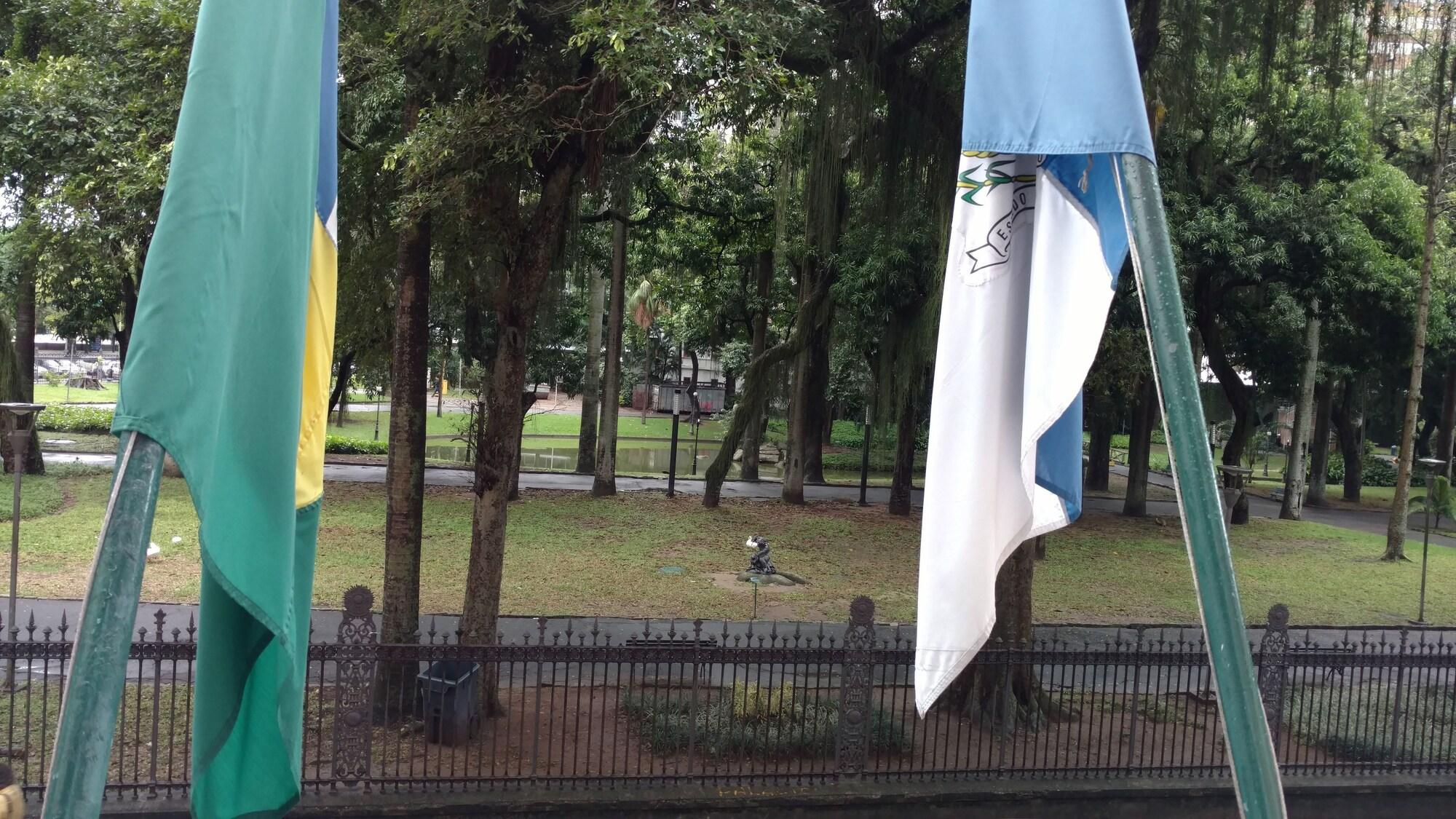 Vista Exterior Hotel Inglês