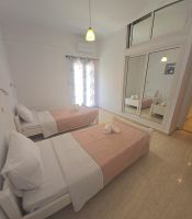 Alquiler Vacacional - Your Summer Home with Courtyard – Relaxation for 4 Guests