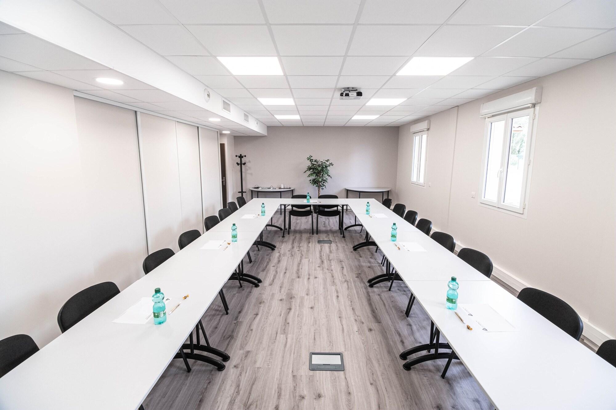 Sala de Reuniones B&B HOTEL Agen Castelculier