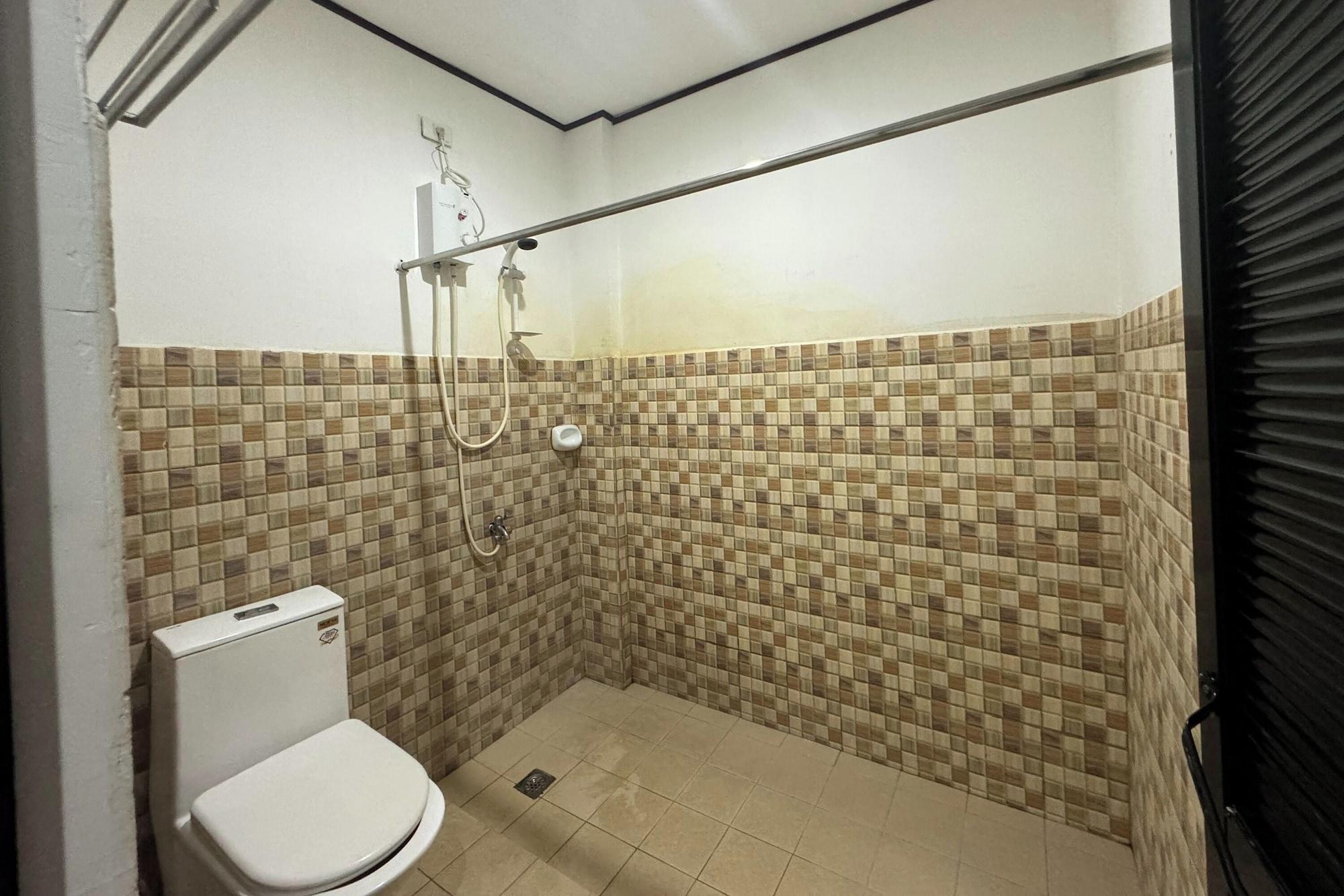 Equipamiento de Habitación EC Hotel near Laoag Airport