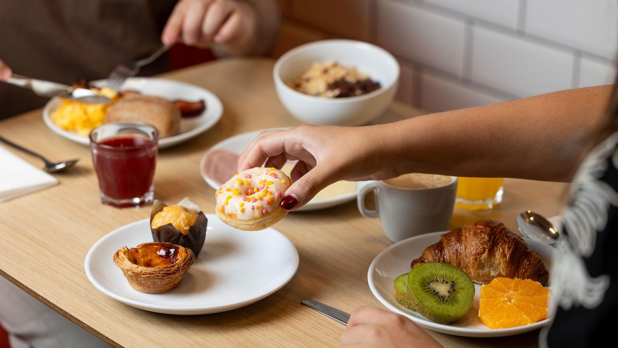 Restaurant Holiday Inn Express Porto City Center by IHG