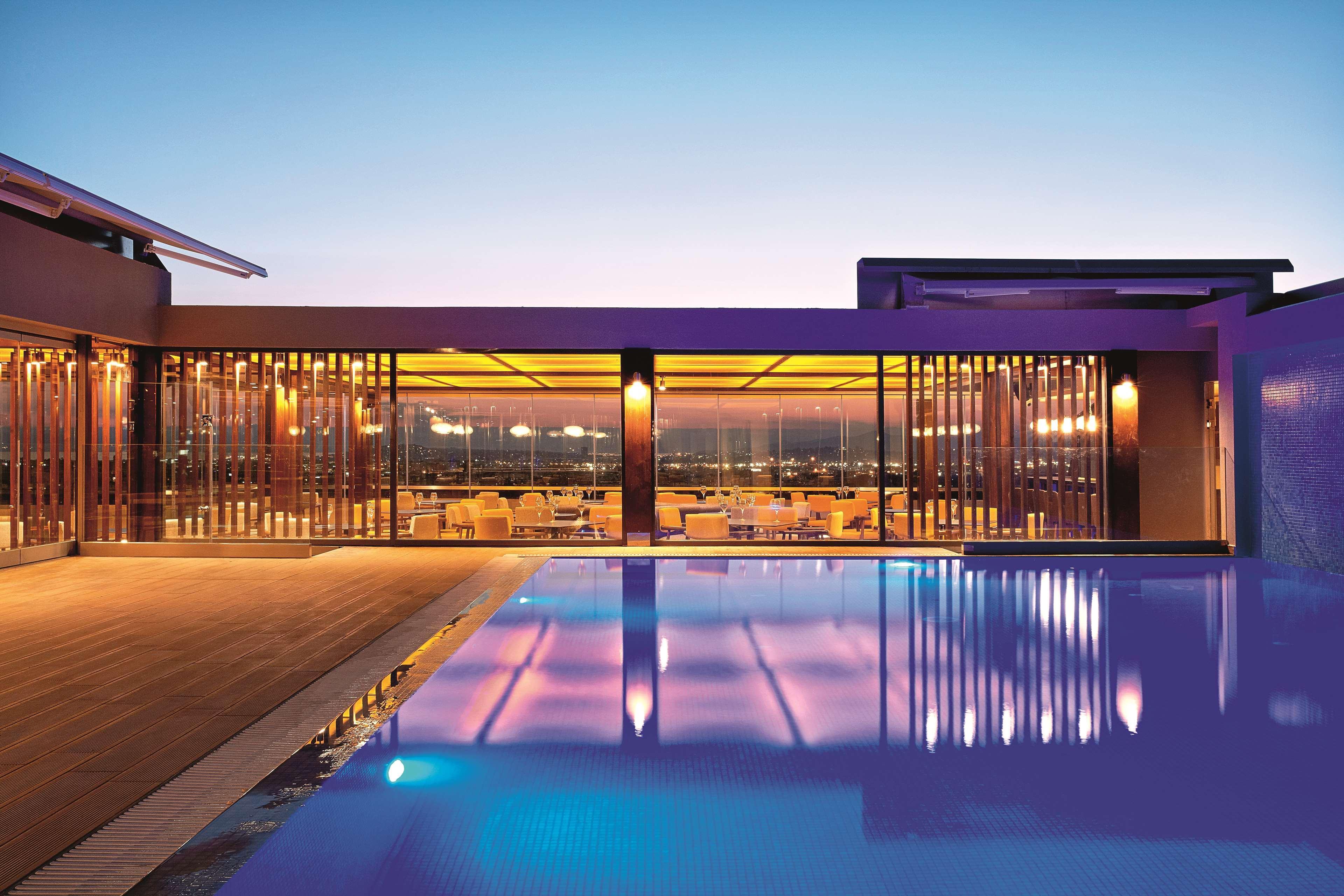 Vista Piscina Wyndham Grand Athens